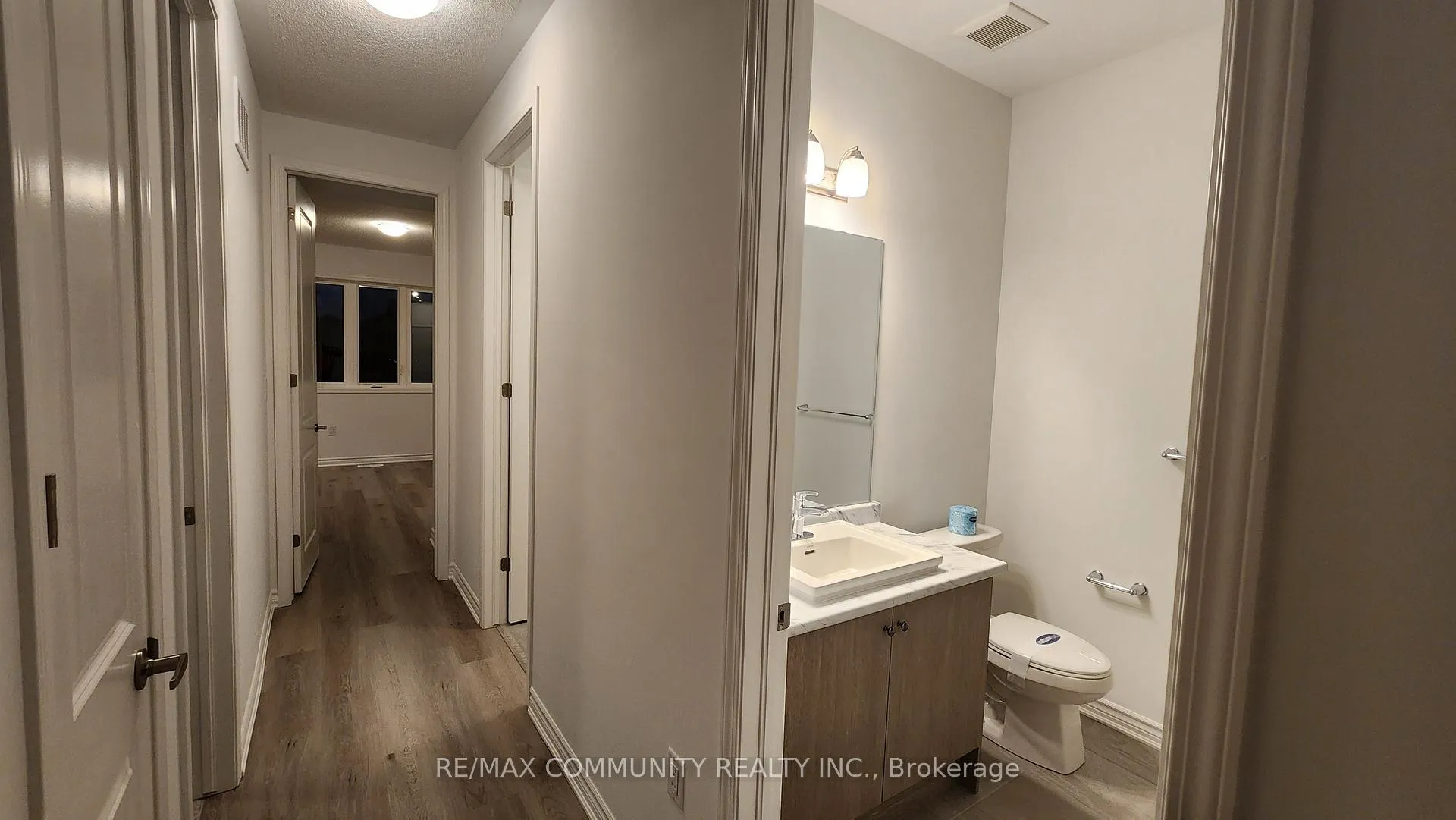 Photo 12 of 1766 Mineral Spgs Way, Pickering, Rural Pickering — HOMEH