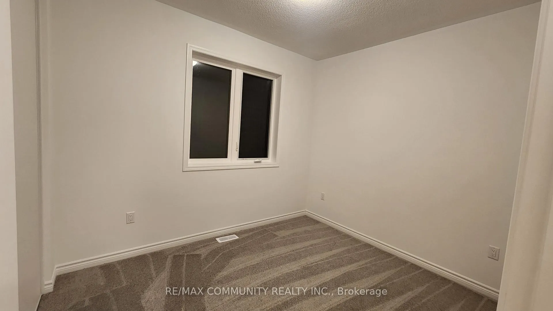 Photo 17 of 1766 Mineral Spgs Way, Pickering, Rural Pickering — HOMEH