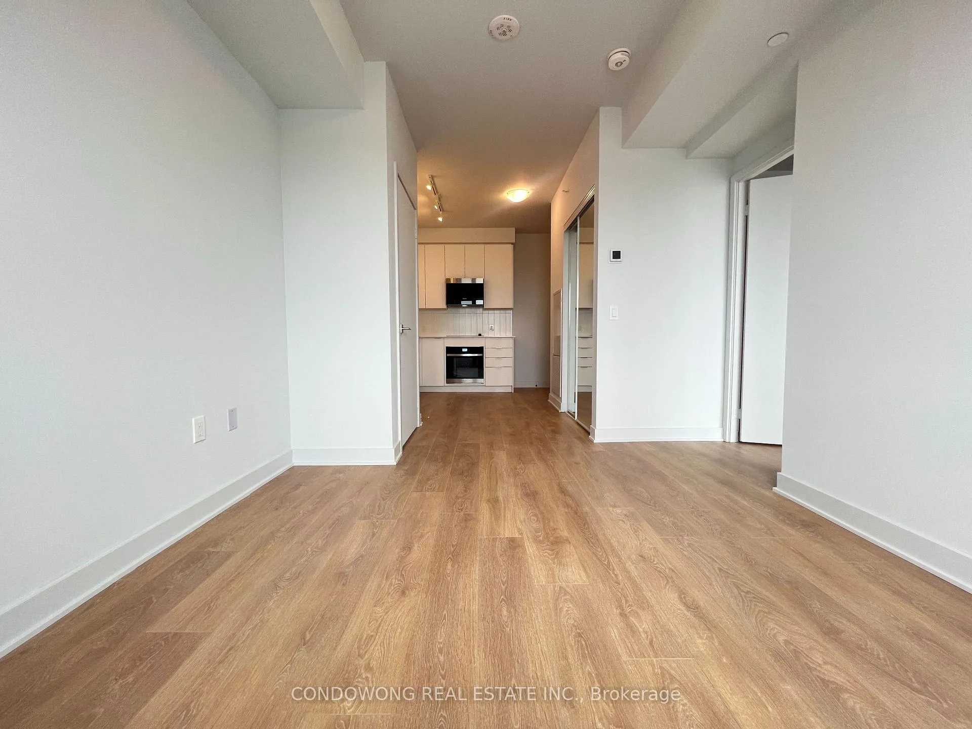 Photo 4 of Unit 5108, 2920 Highway 7, Vaughan, Concord — HOMEH
