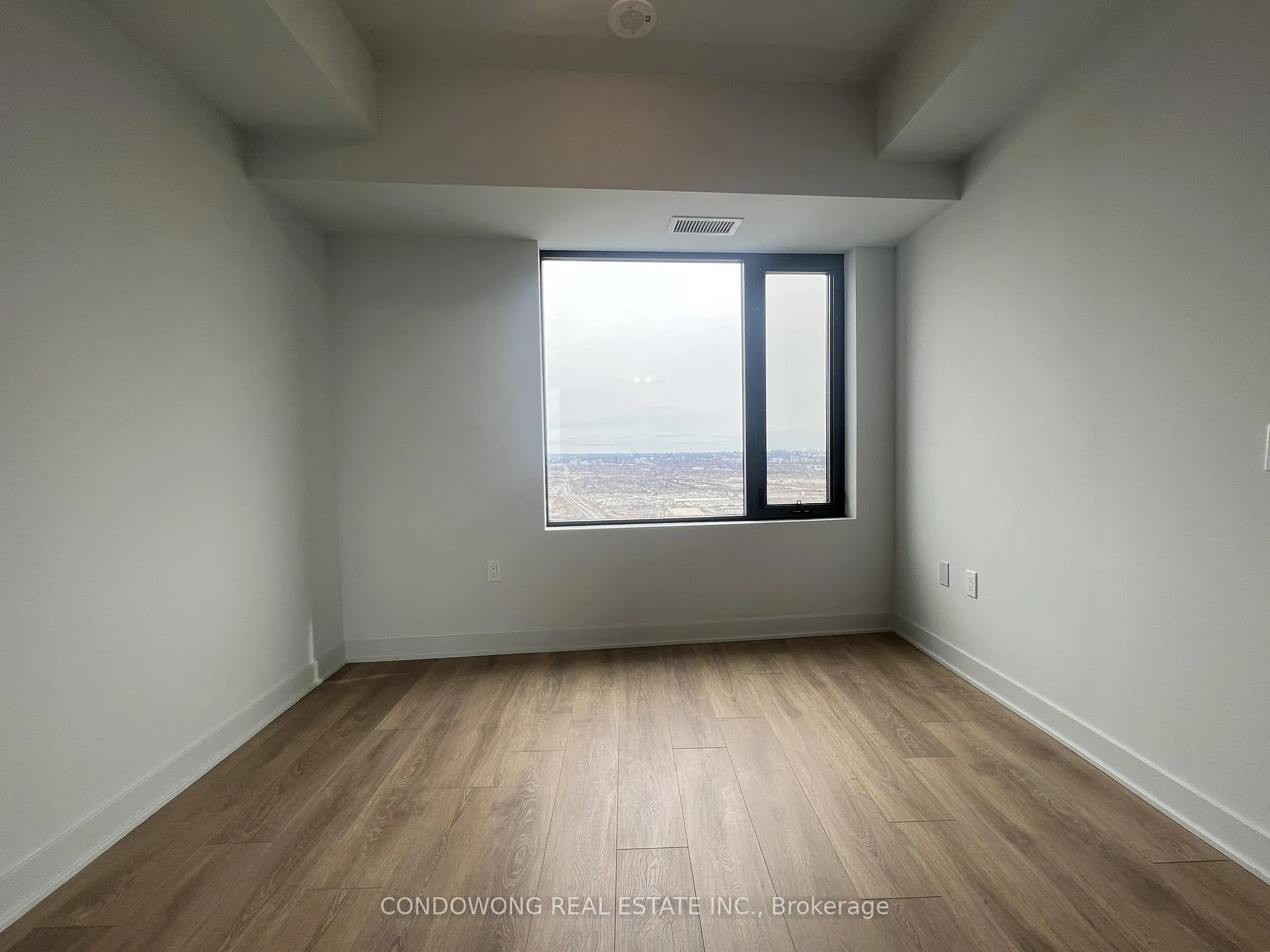 Photo 5 of Unit 5108, 2920 Highway 7, Vaughan, Concord — HOMEH