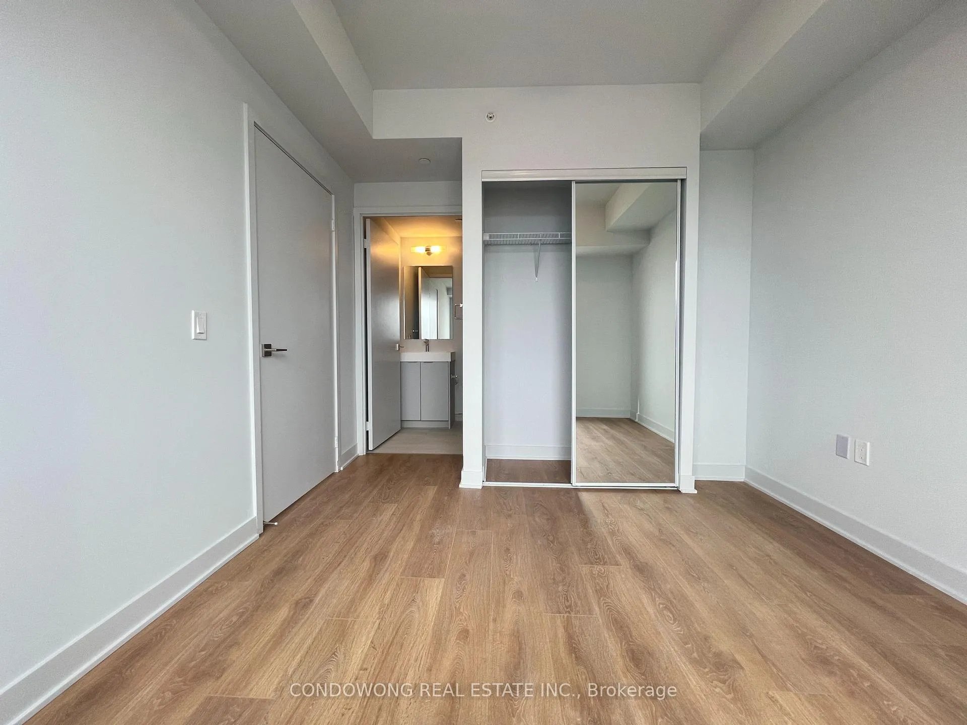 Photo 6 of Unit 5108, 2920 Highway 7, Vaughan, Concord — HOMEH