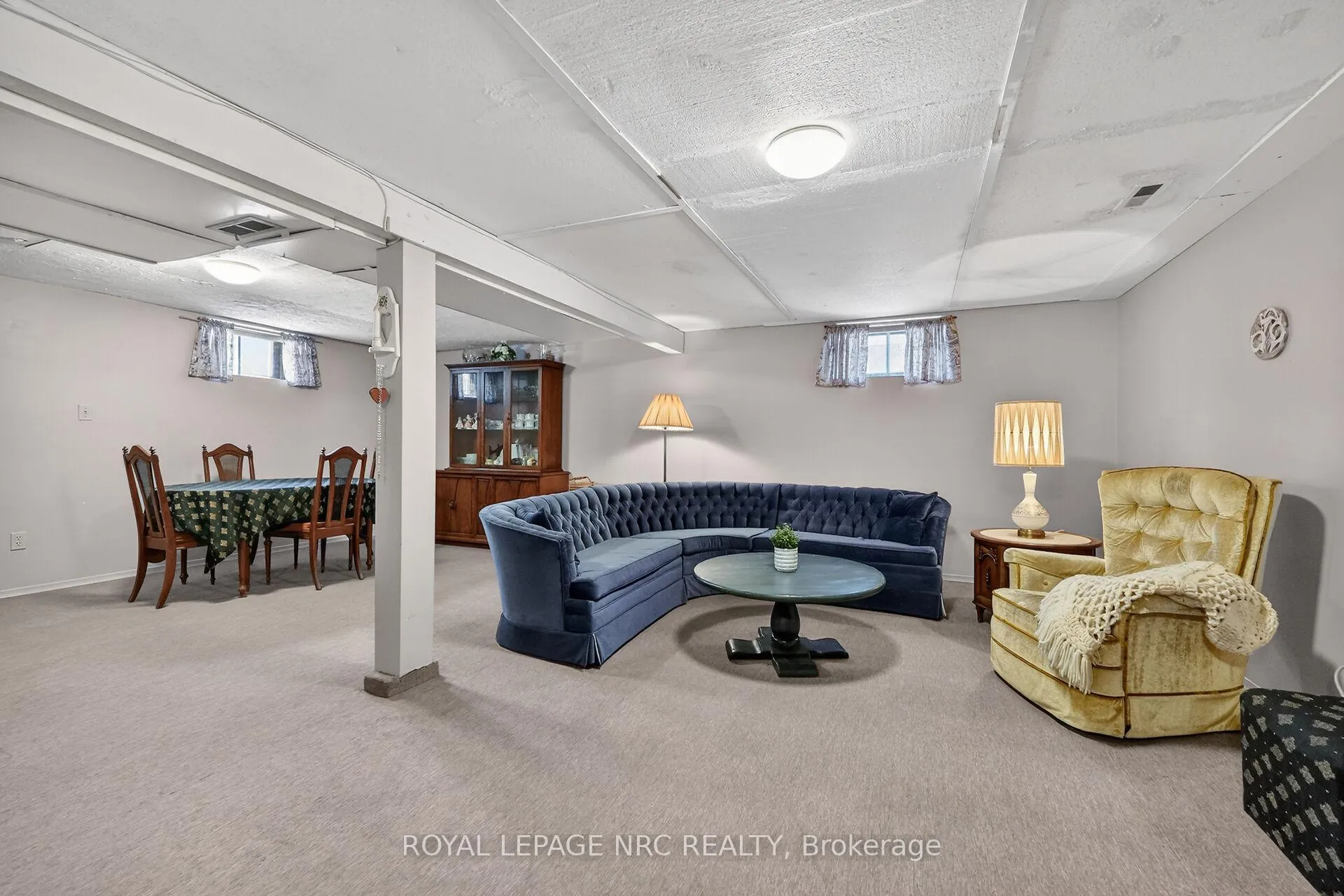 Photo 17 of 4103 Barry Drive, Lincoln, Beamsville — HOMEH