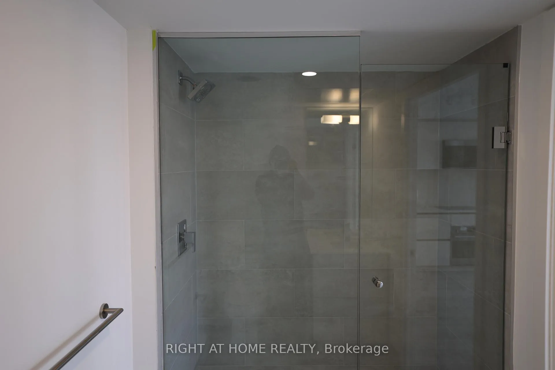 Photo 8 of Unit 804, 47 Mutual Street, Toronto, Church-Yonge Corridor — HOMEH