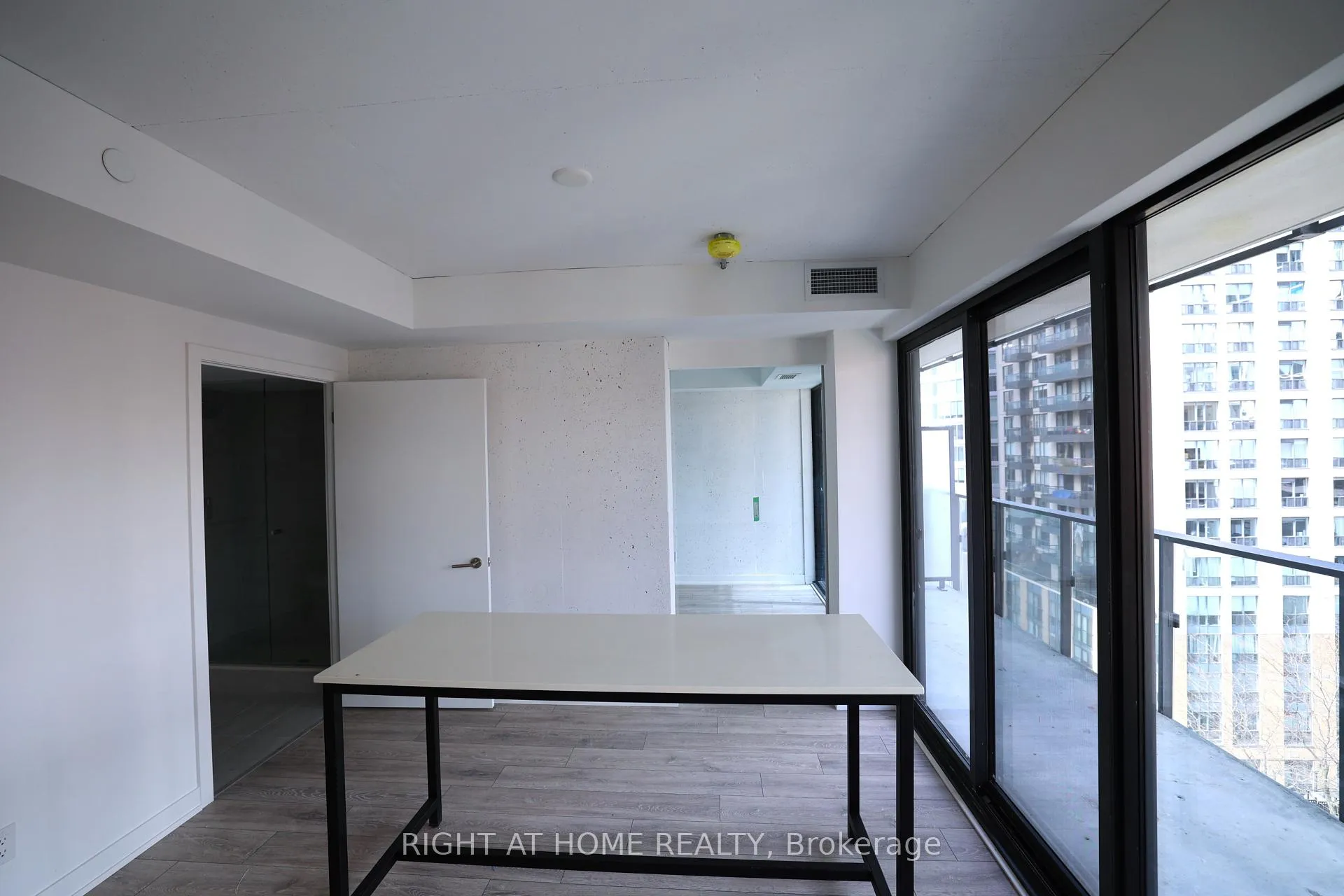 Photo 9 of Unit 804, 47 Mutual Street, Toronto, Church-Yonge Corridor — HOMEH