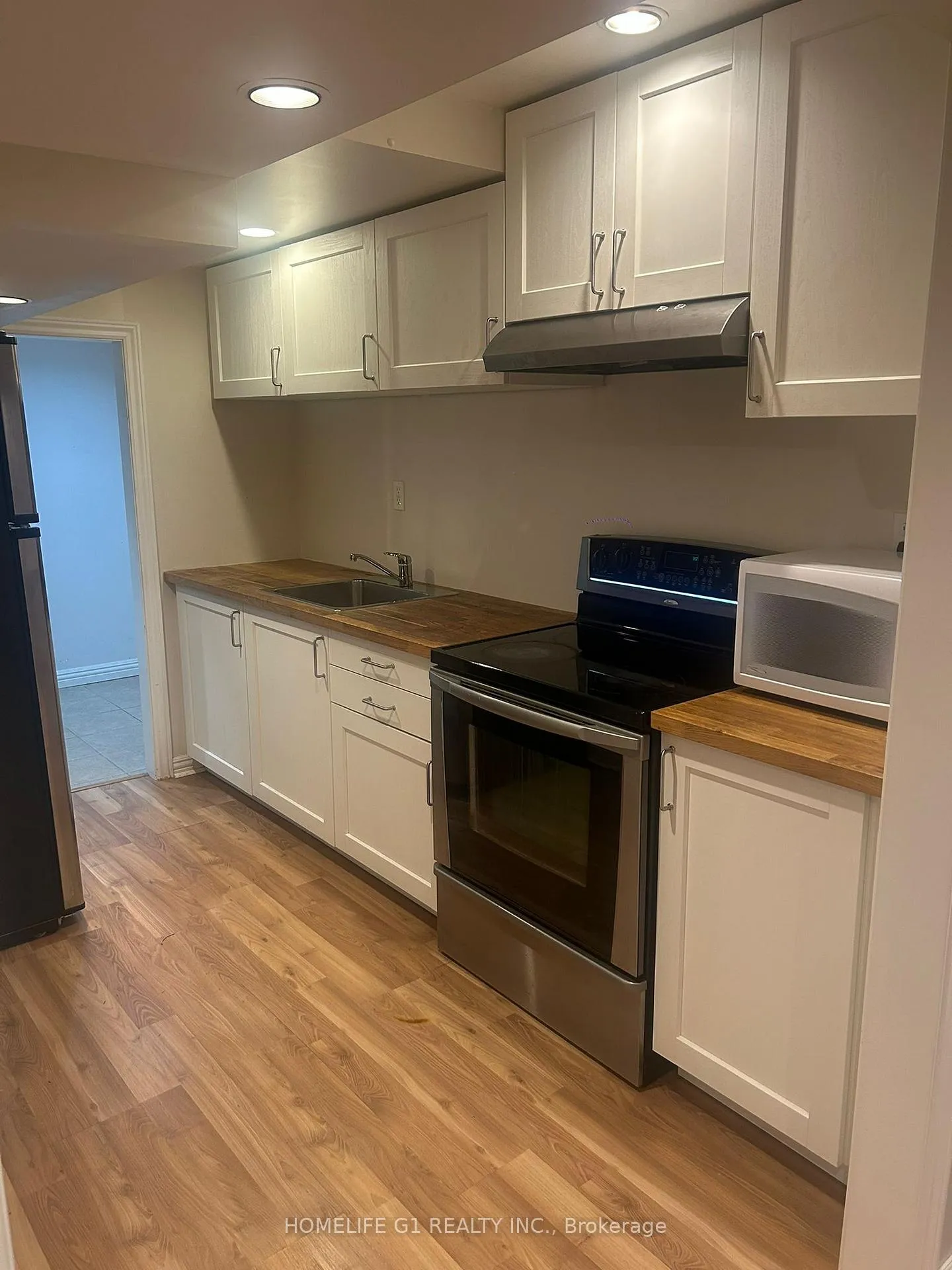 Photo 4 of 5299 Roadside Way, Mississauga, Churchill Meadows — HOMEH