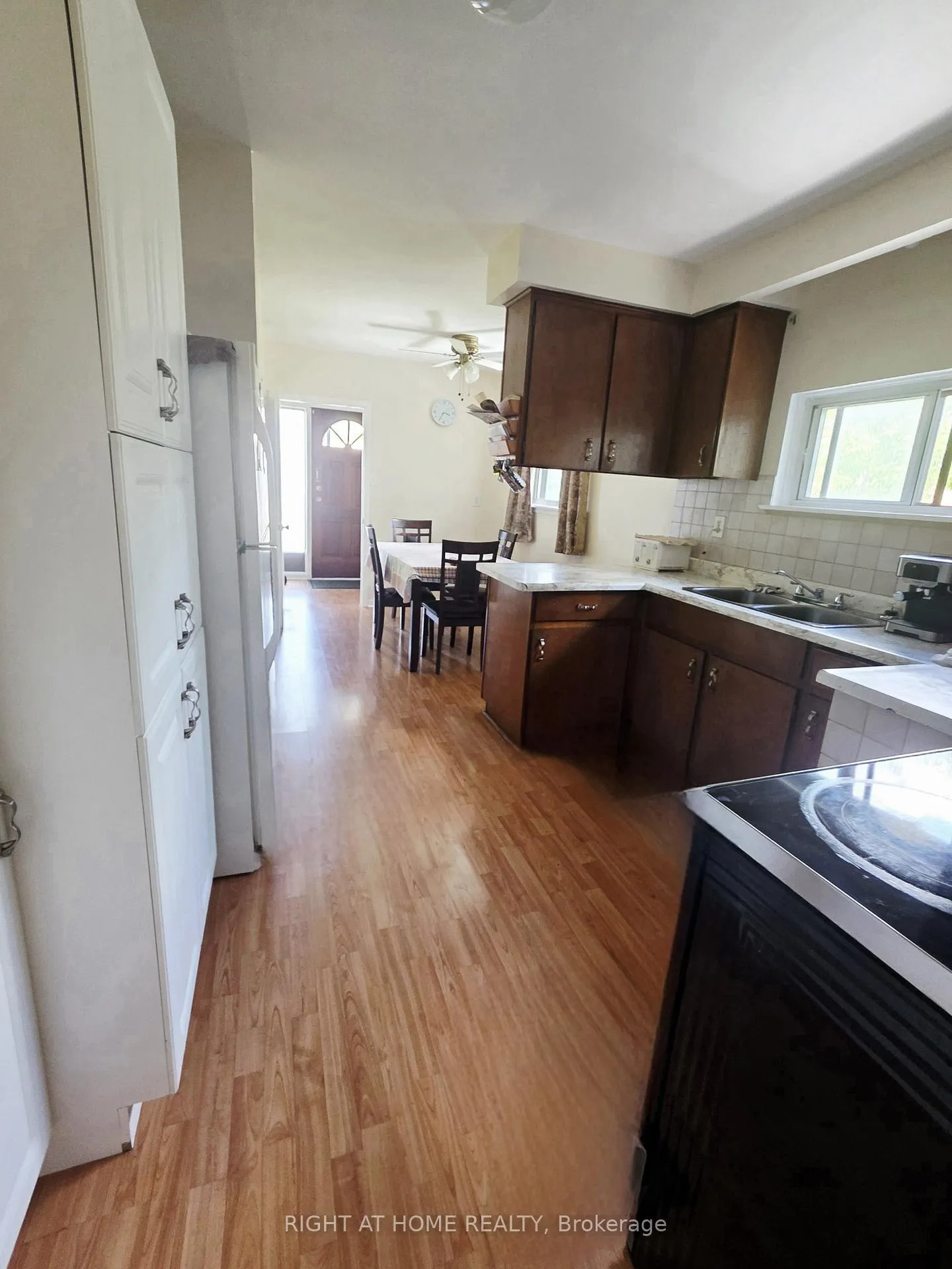Photo 22 of 3556 Monica Drive, Mississauga, Malton — HOMEH