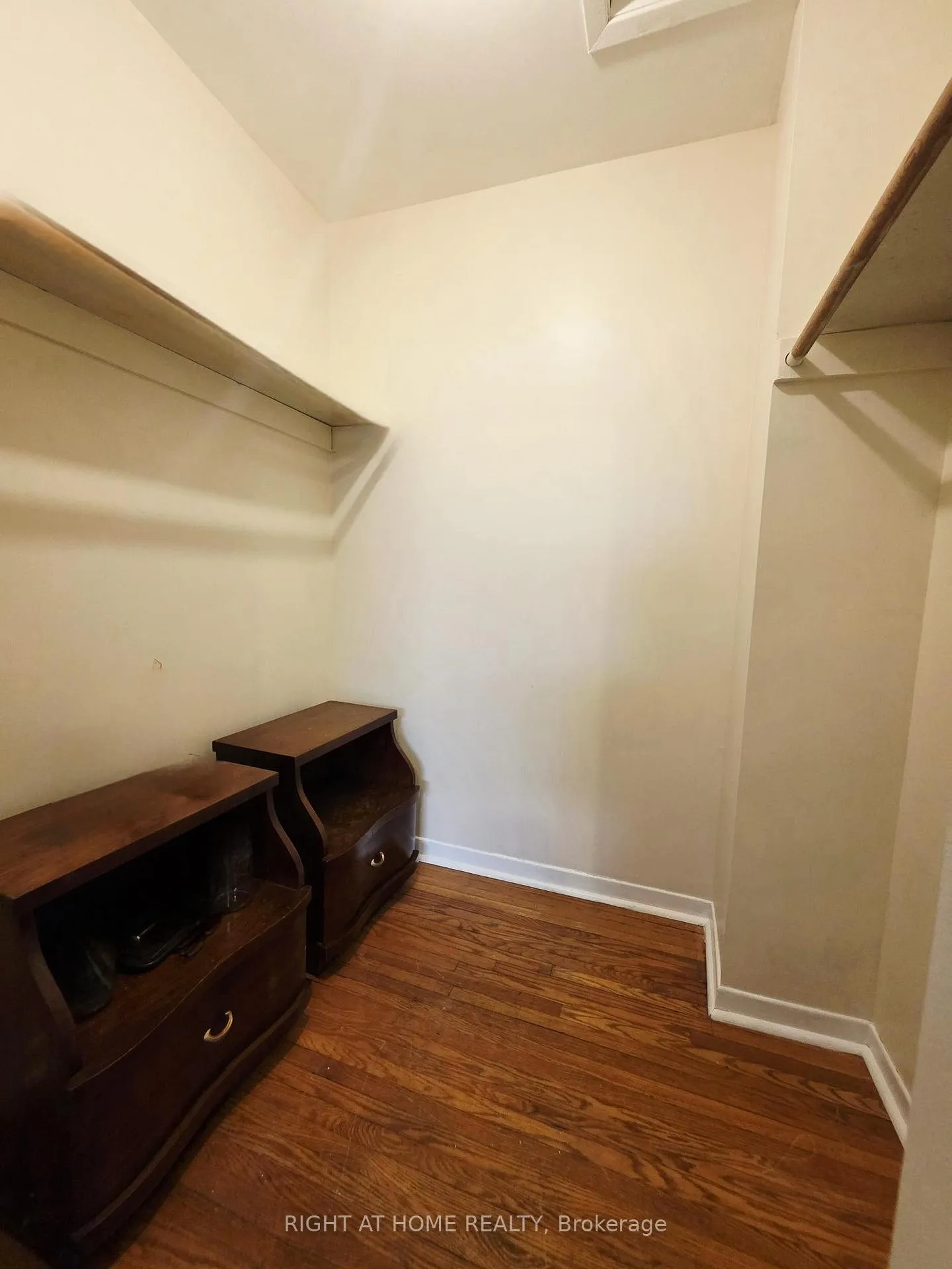 Photo 31 of 3556 Monica Drive, Mississauga, Malton — HOMEH