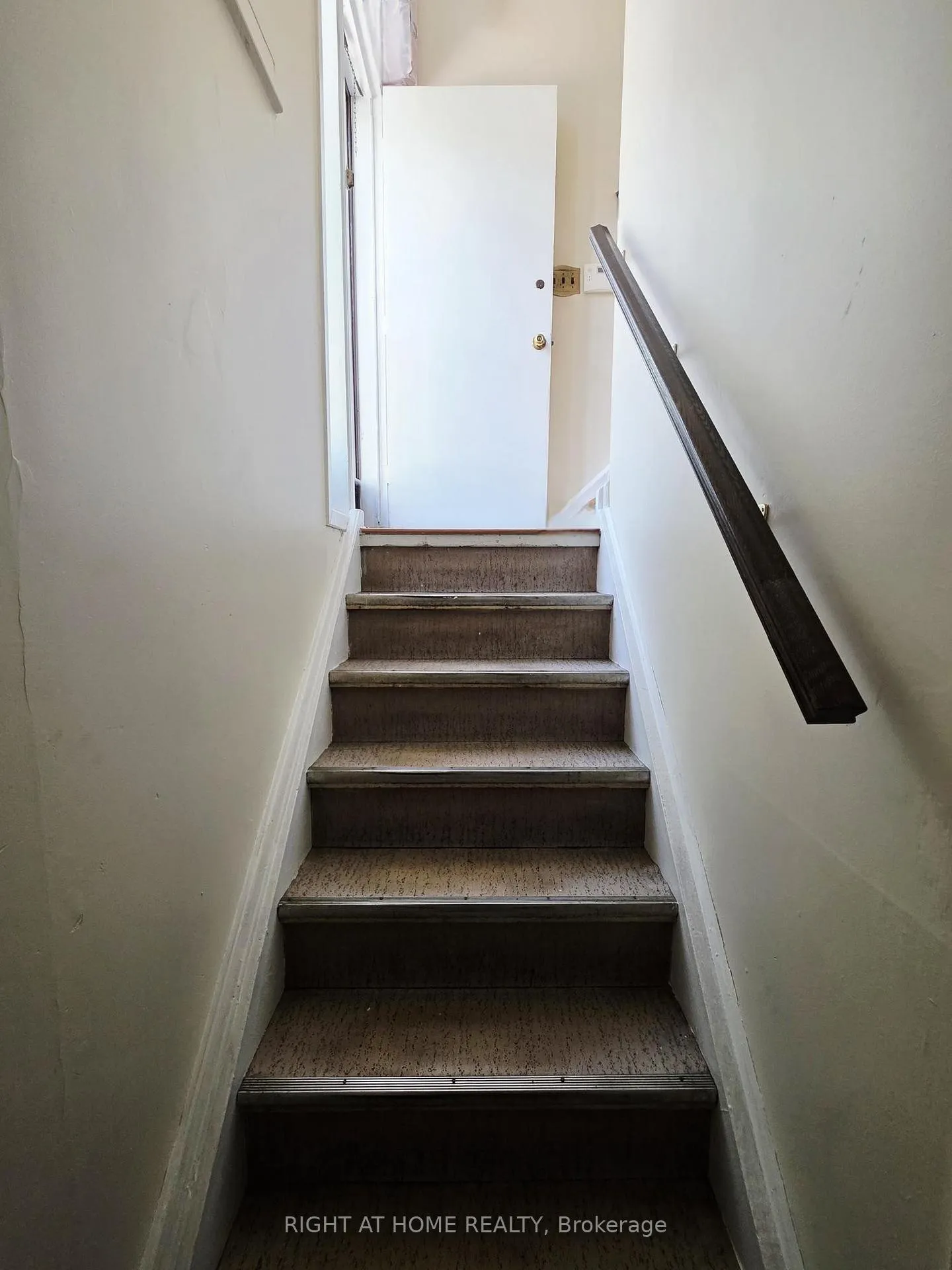 Photo 37 of 3556 Monica Drive, Mississauga, Malton — HOMEH