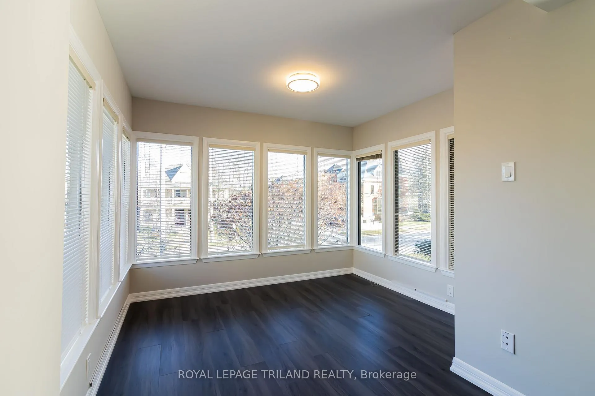 Photo 4 of Unit Upper, 613 Wellington Street, London, East F — HOMEH