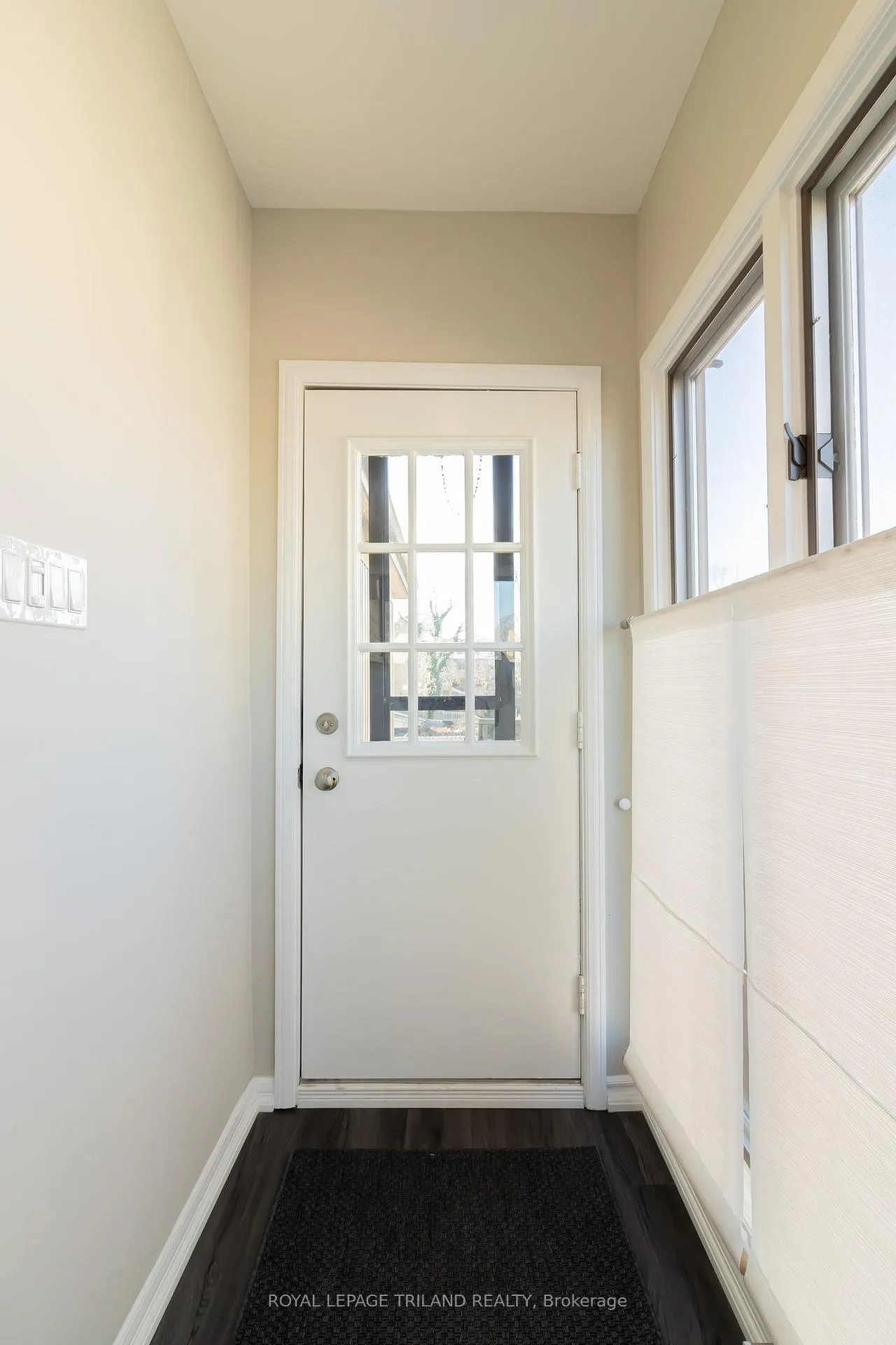 Photo 12 of Unit Upper, 613 Wellington Street, London, East F — HOMEH