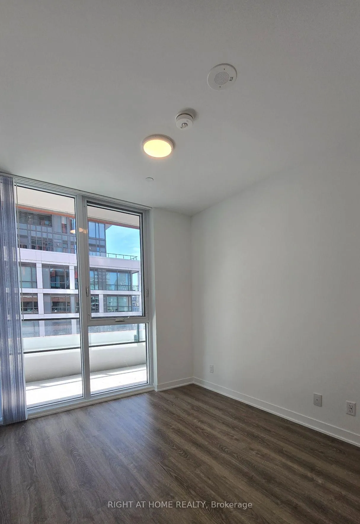 Photo 12 of Unit 1011, 180 Front Street E, Toronto, Moss Park — HOMEH