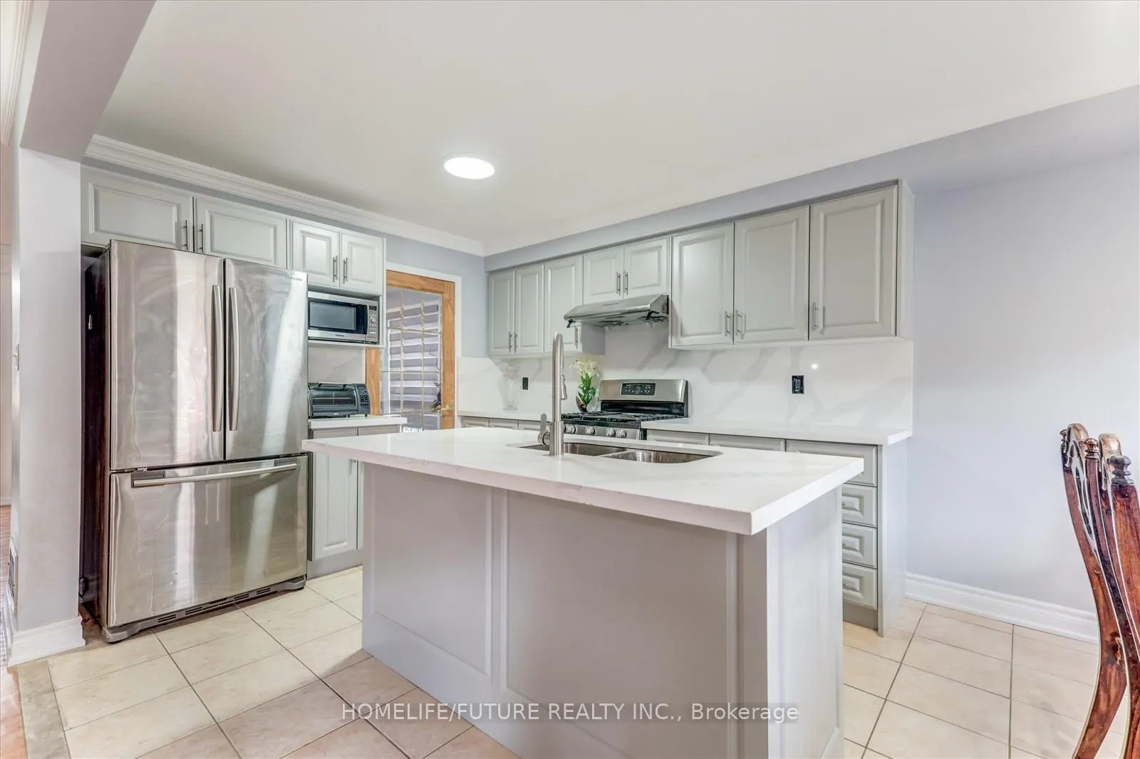 Photo 14 of 69 Heatherdale Drive, Brampton, Fletcher's Meadow — HOMEH