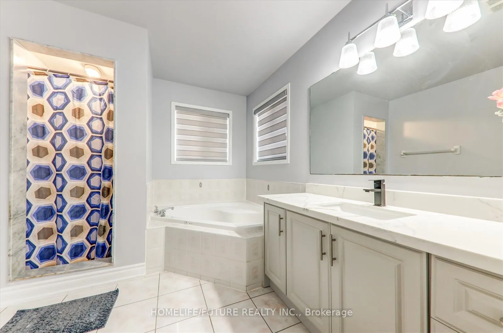 Photo 21 of 69 Heatherdale Drive, Brampton, Fletcher's Meadow — HOMEH