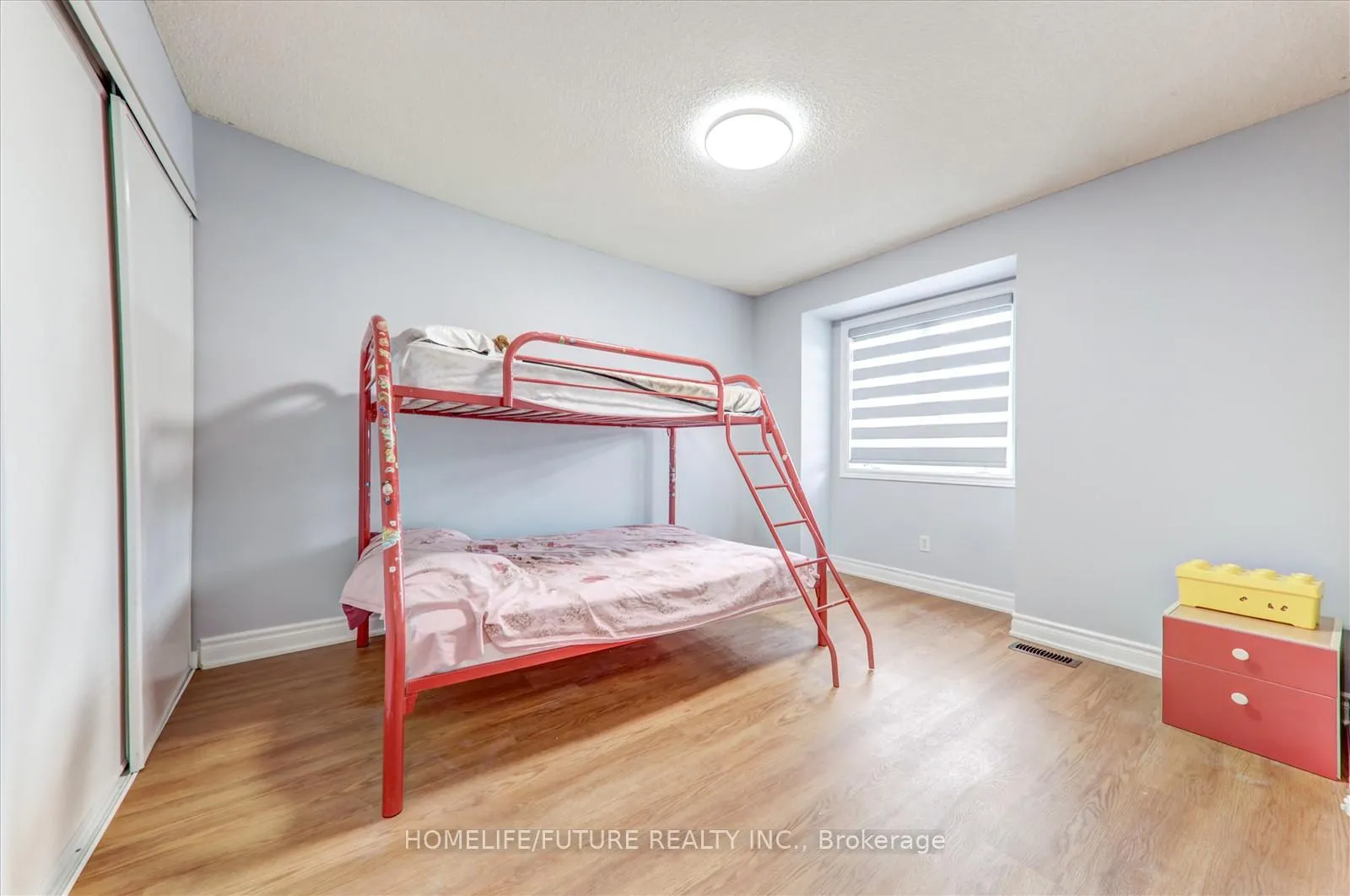 Photo 25 of 69 Heatherdale Drive, Brampton, Fletcher's Meadow — HOMEH