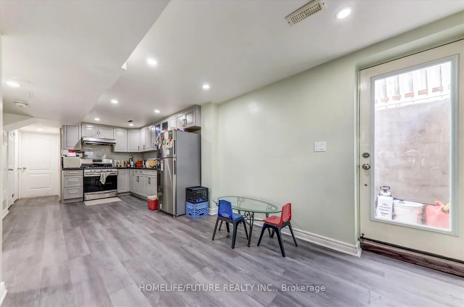 Photo 29 of 69 Heatherdale Drive, Brampton, Fletcher's Meadow — HOMEH