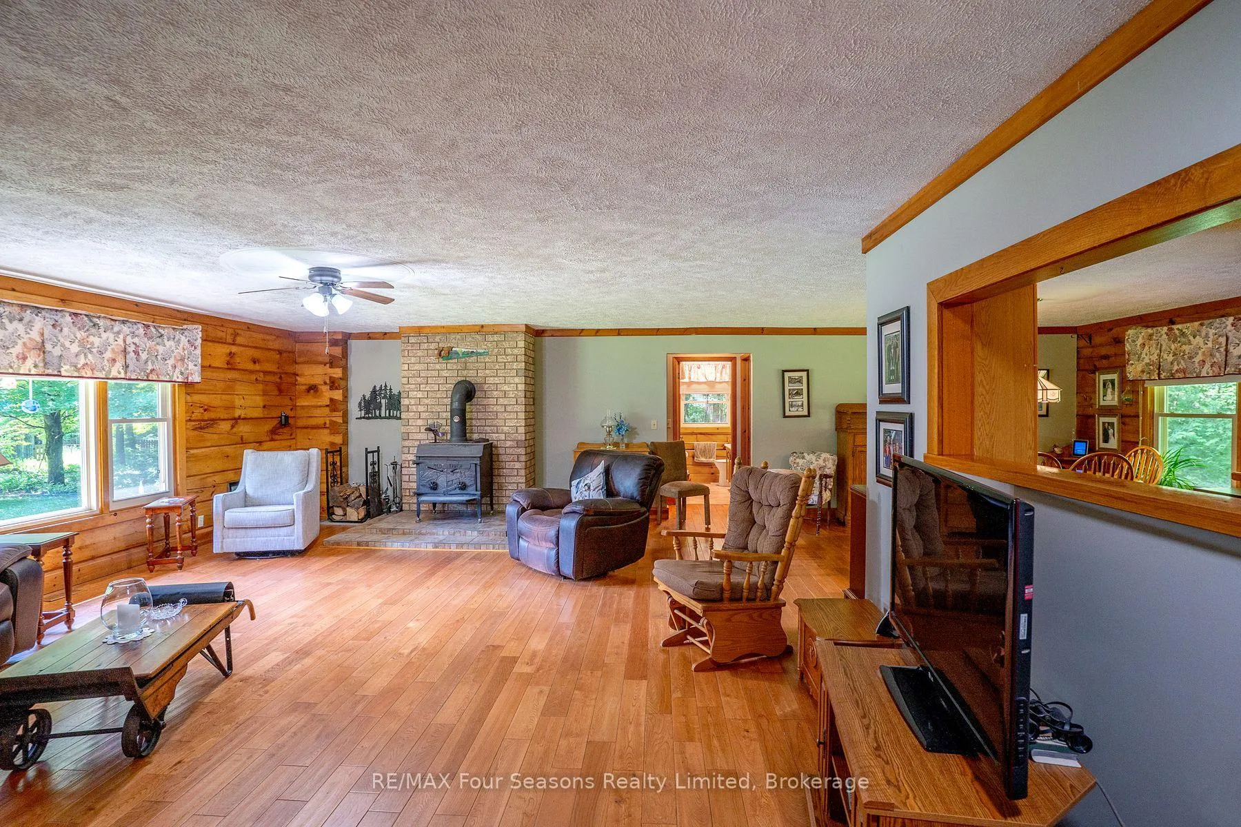 Photo 40 of 600072 50 Side Road S, Chatsworth — HOMEH