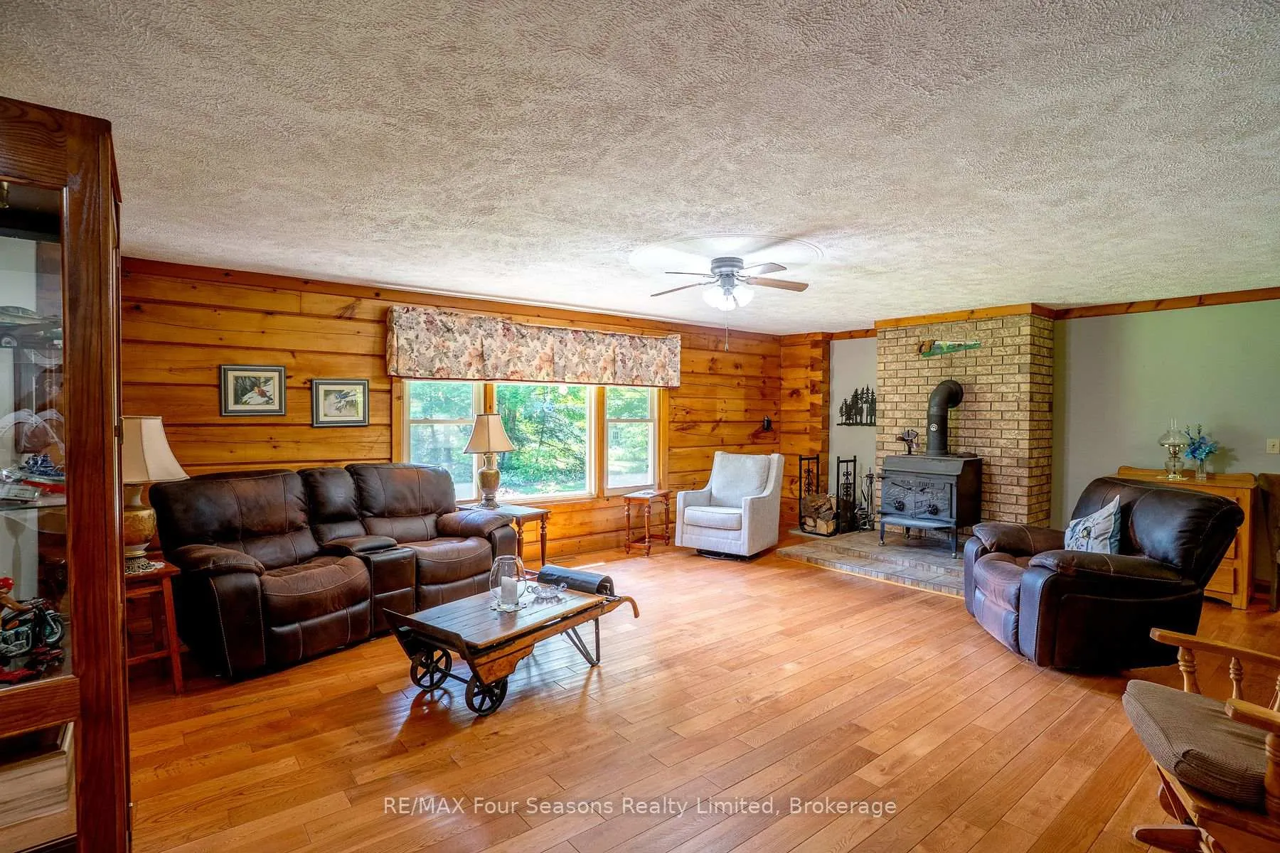 Photo 43 of 600072 50 Side Road S, Chatsworth — HOMEH