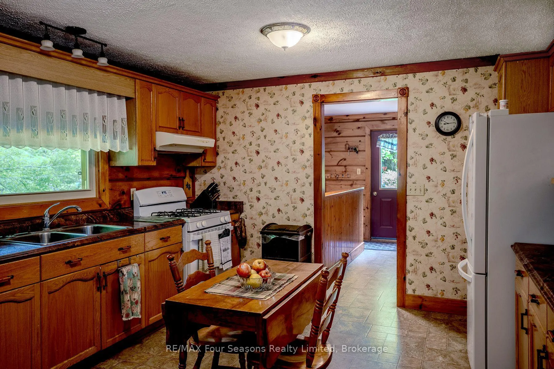 Photo 72 of 600072 50 Side Road S, Chatsworth — HOMEH