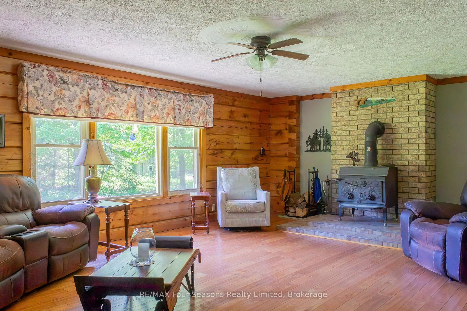 Photo 10 of 600072 50 Side Road S, Chatsworth — HOMEH