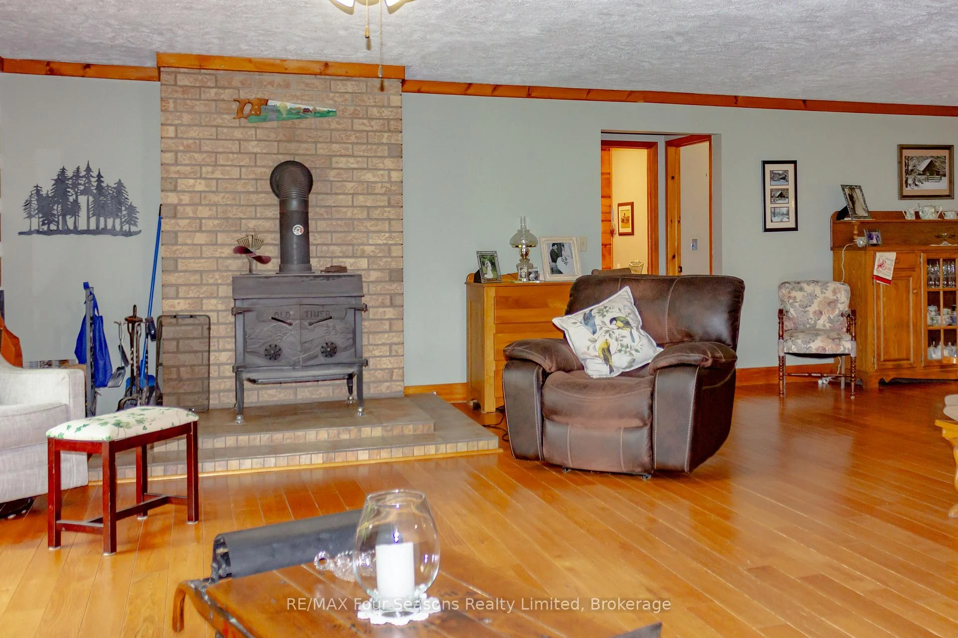 Photo 12 of 600072 50 Side Road S, Chatsworth — HOMEH