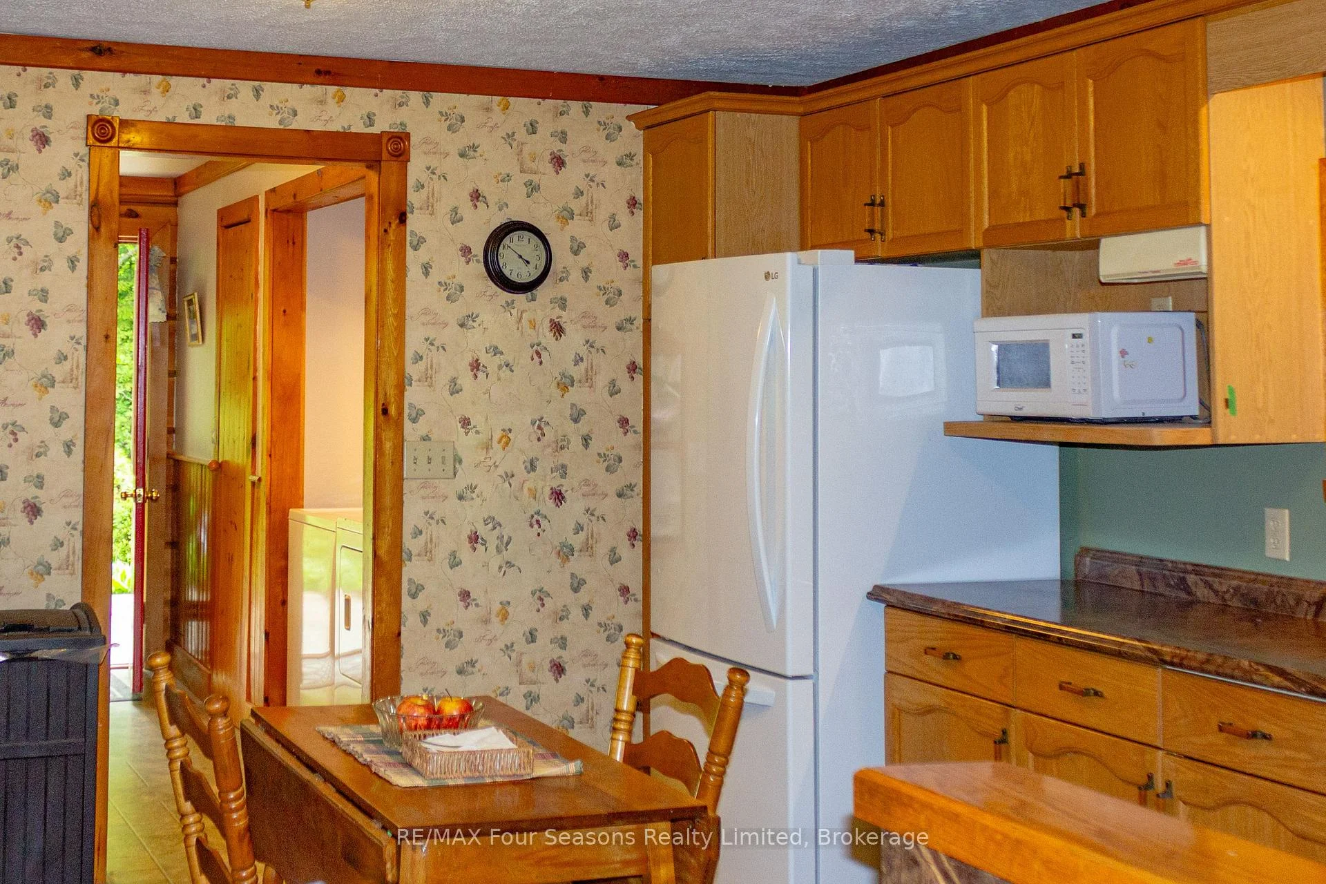 Photo 23 of 600072 50 Side Road S, Chatsworth — HOMEH