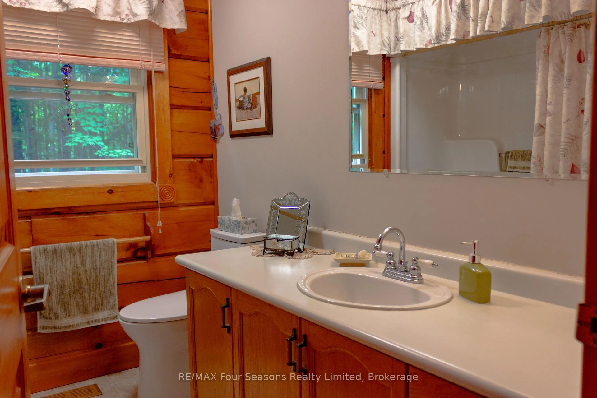 Photo 24 of 600072 50 Side Road S, Chatsworth — HOMEH