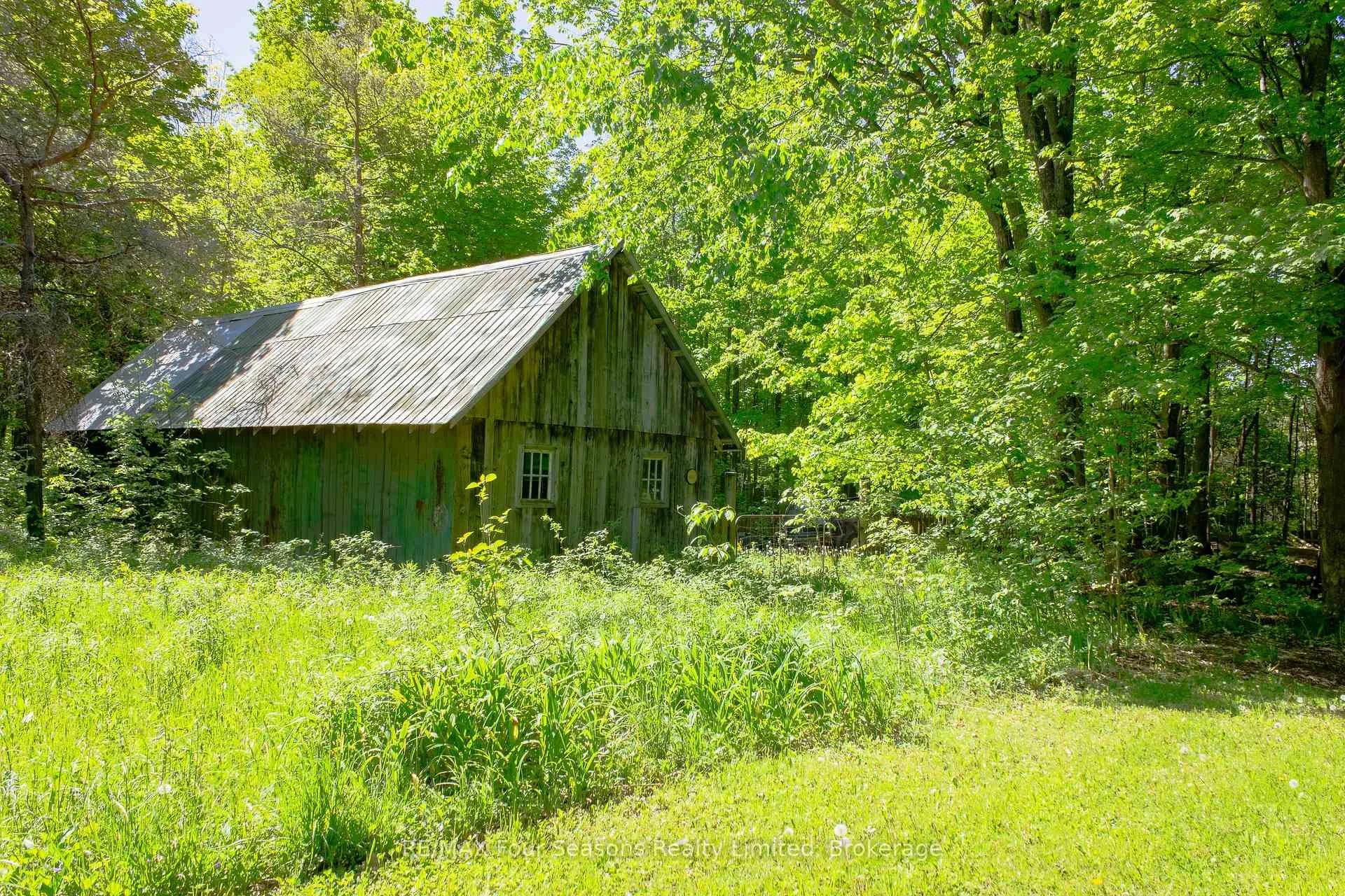 Photo 33 of 600072 50 Side Road S, Chatsworth — HOMEH