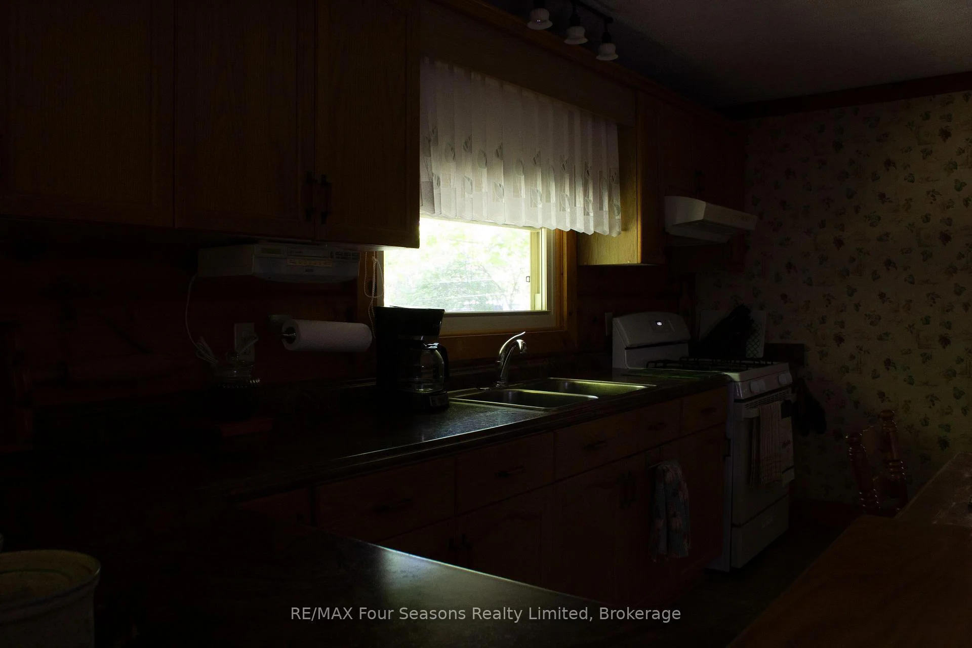 Photo 50 of 600072 50 Side Road S, Chatsworth — HOMEH