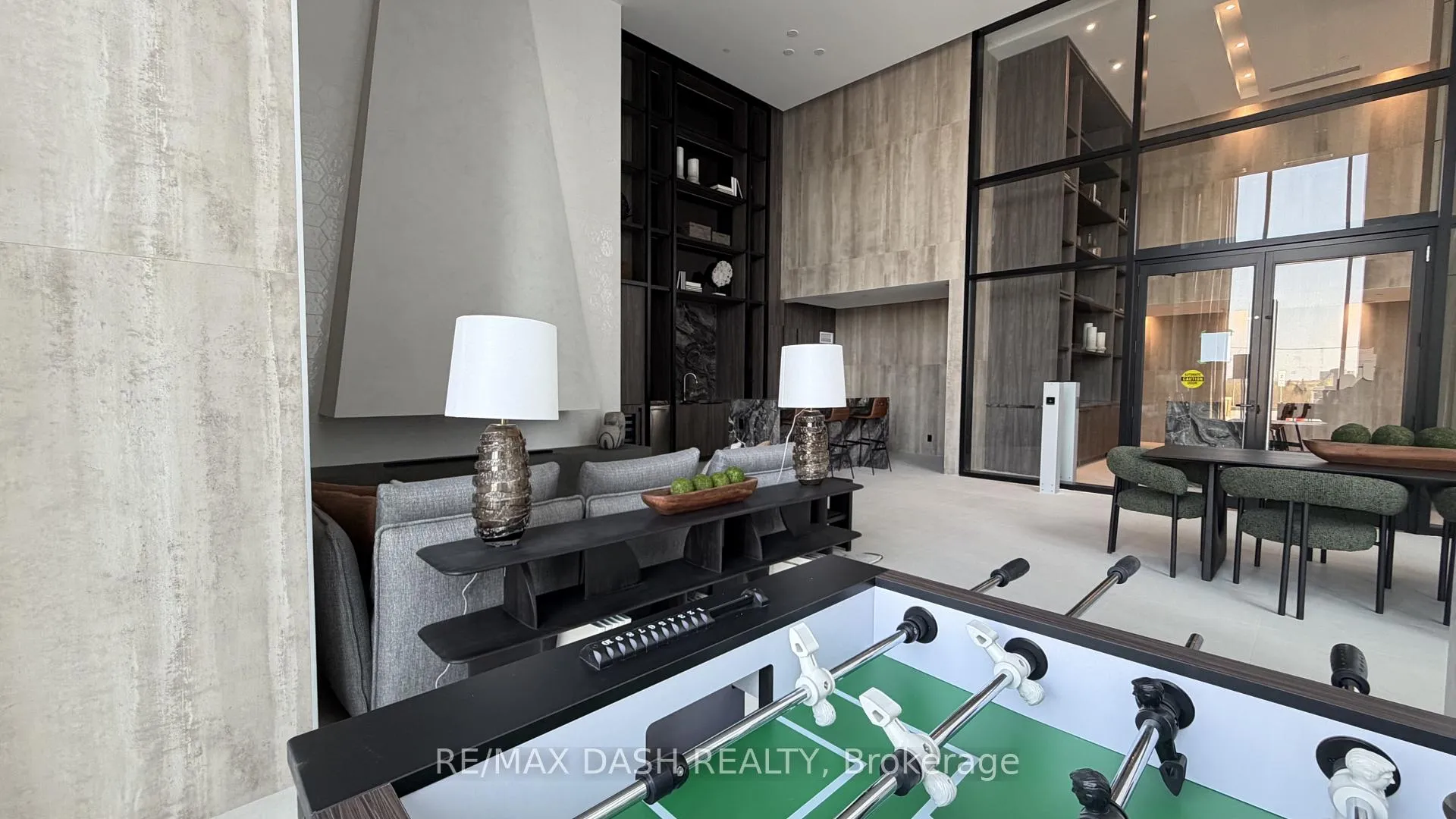 Photo 6 of Unit 705, 10 Flavelle Trail, Vaughan, Steeles West Industrial — HOMEH