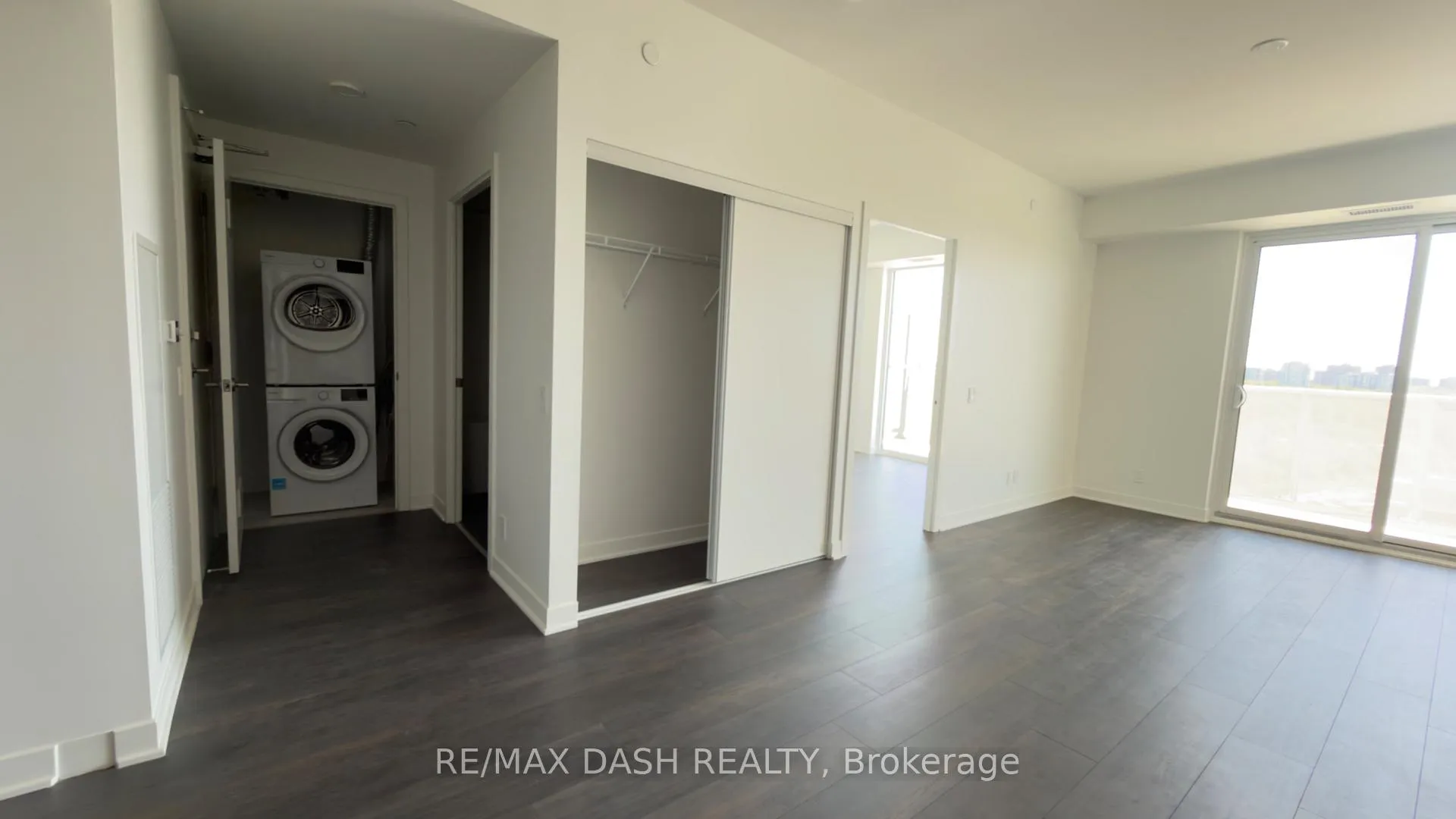 Photo 25 of Unit 705, 10 Flavelle Trail, Vaughan, Steeles West Industrial — HOMEH