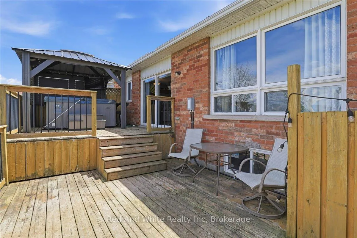 Photo 34 of 136 Carpenter Road, Cambridge, Christopher-Champlain — HOMEH