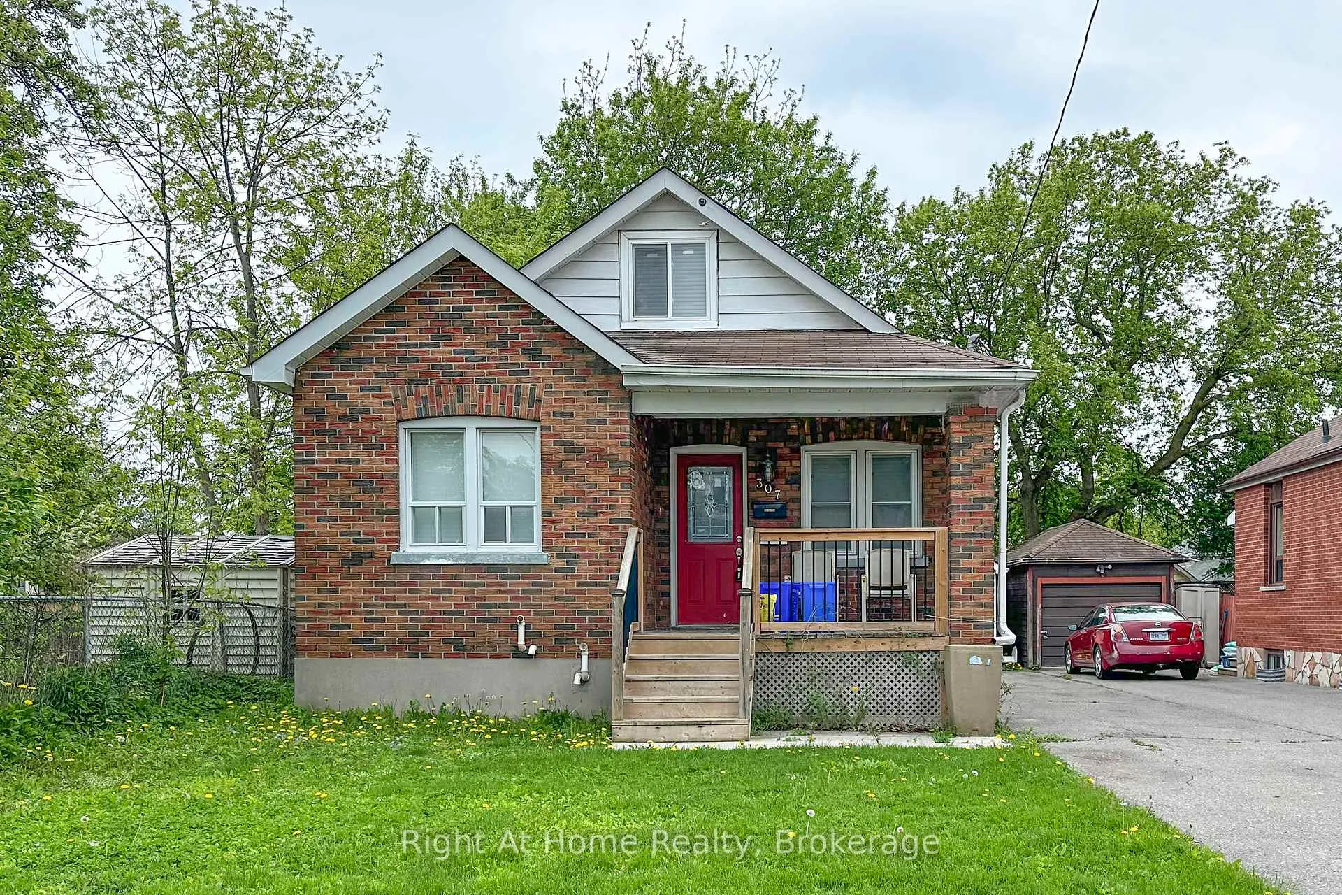 Photo 1 of Unit Main, 307 Vimy Avenue, Oshawa, Central — HOMEH