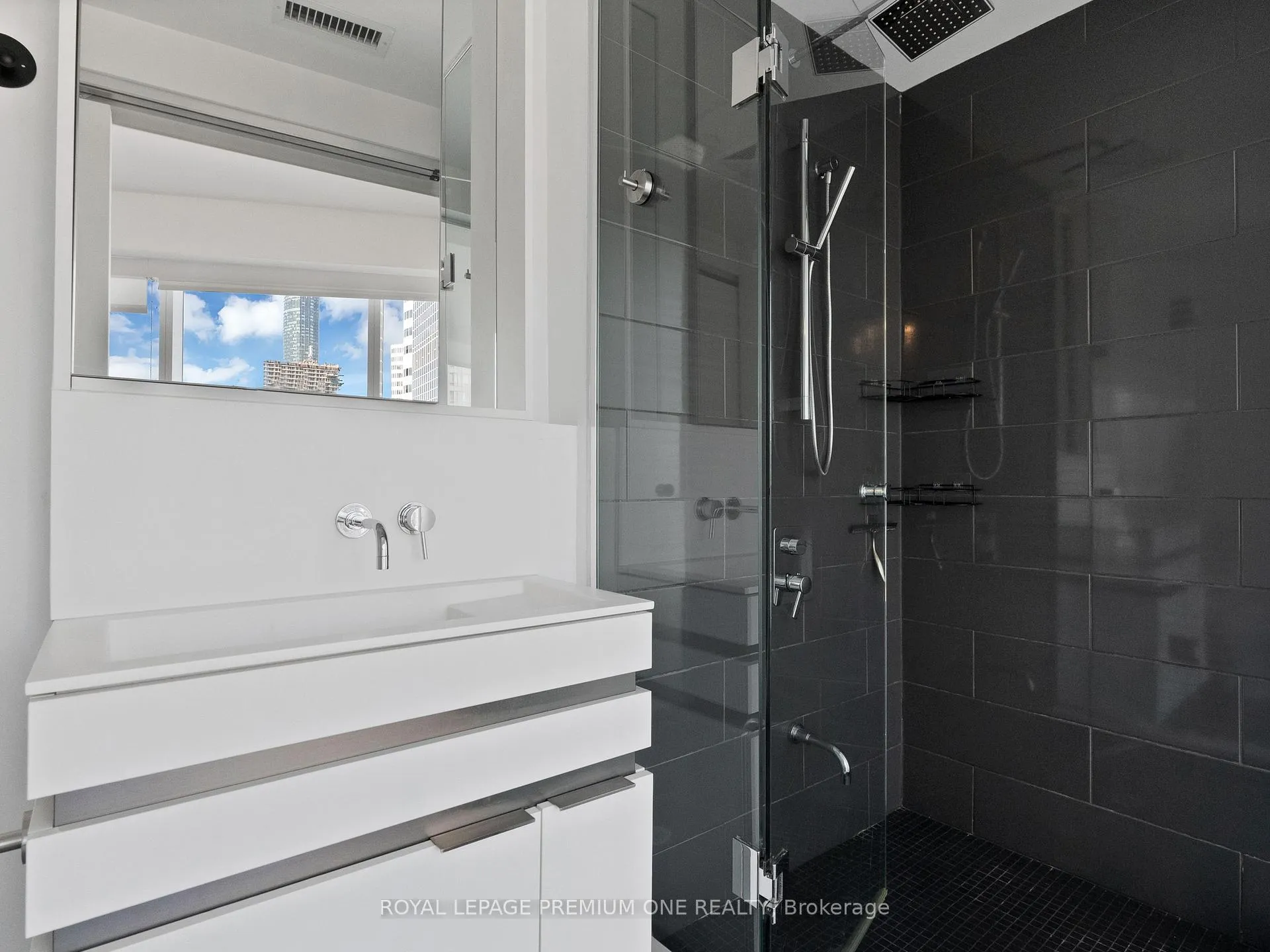 Photo 9 of Unit 1412, 197 Yonge Street, Toronto, Church-Yonge Corridor — HOMEH