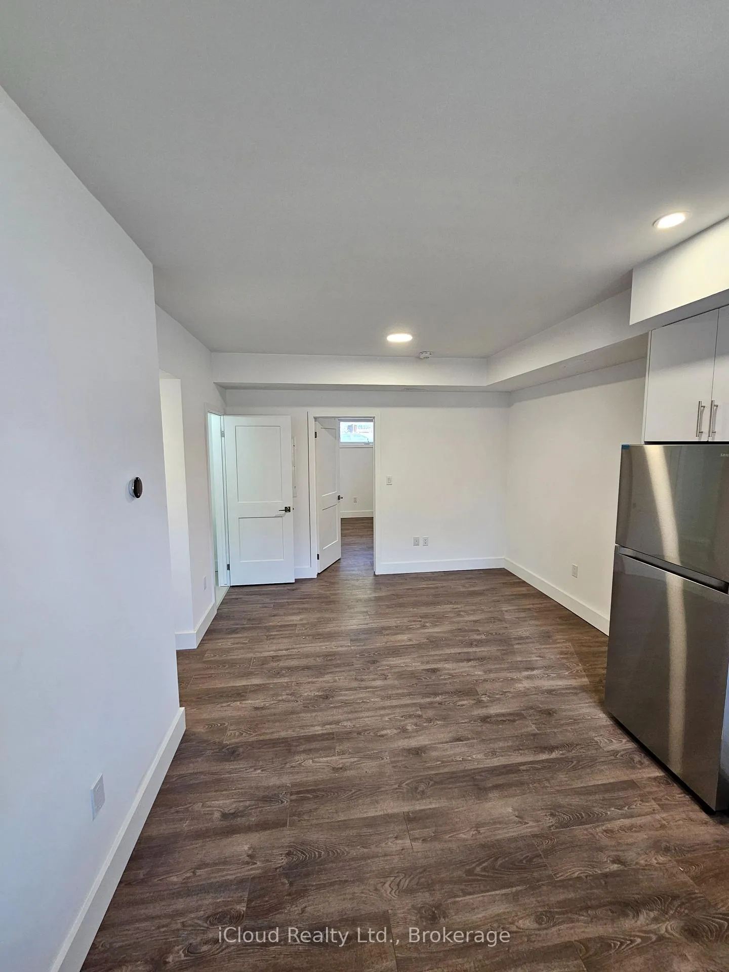 Photo 6 of 6638 Mcleod Road, Niagara Falls, Oldfield — HOMEH