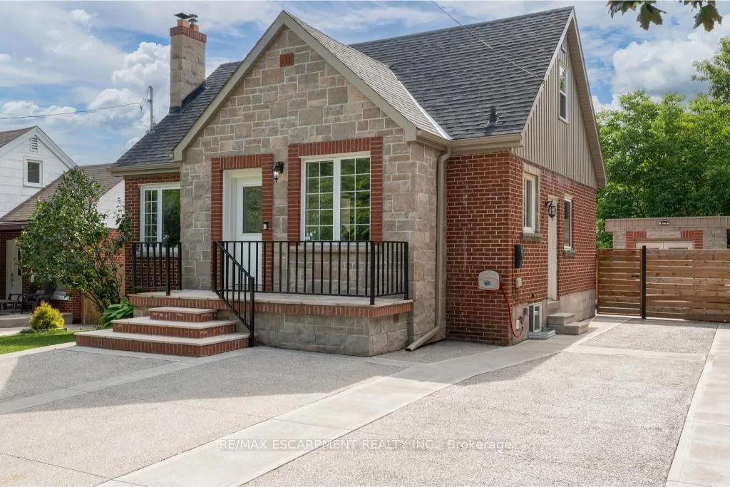 Photo 1 of Unit LOWER, 239 Cloverdale Avenue E, Hamilton, Rosedale — HOMEH