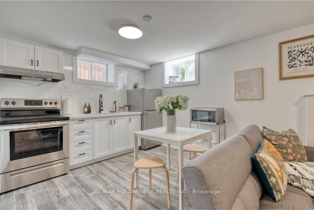 Photo 11 of Unit LOWER, 239 Cloverdale Avenue E, Hamilton, Rosedale — HOMEH