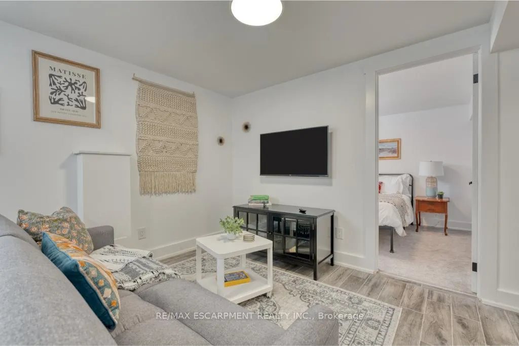 Photo 15 of Unit LOWER, 239 Cloverdale Avenue E, Hamilton, Rosedale — HOMEH