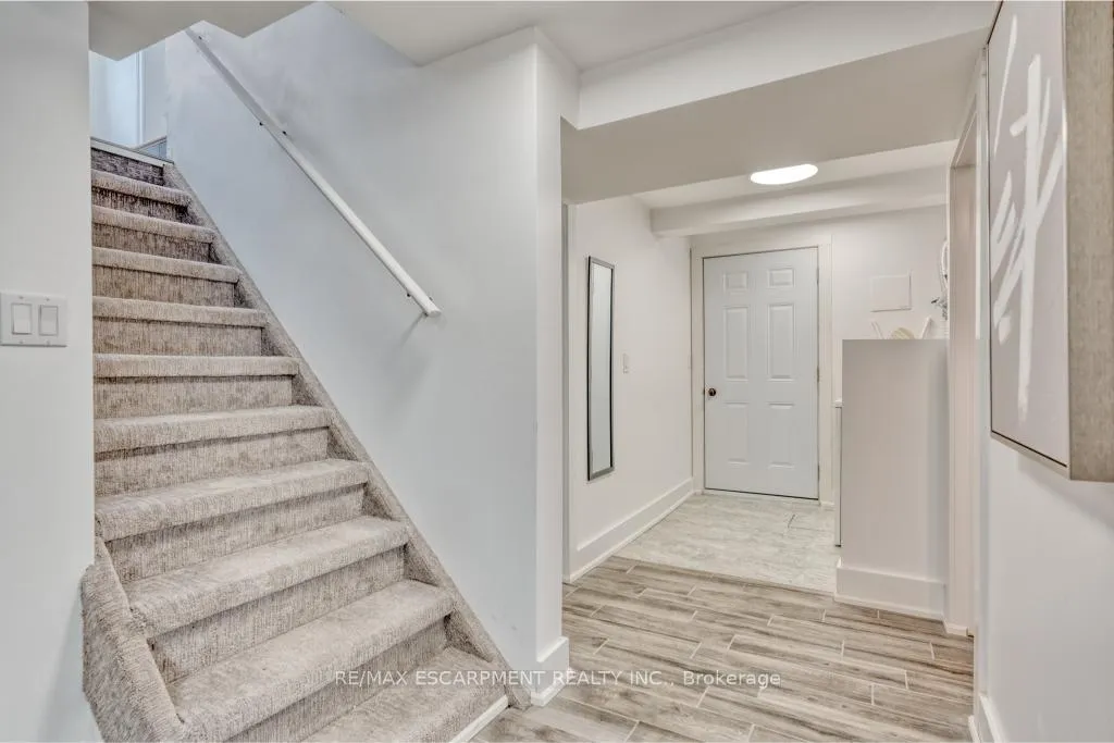 Photo 23 of Unit LOWER, 239 Cloverdale Avenue E, Hamilton, Rosedale — HOMEH