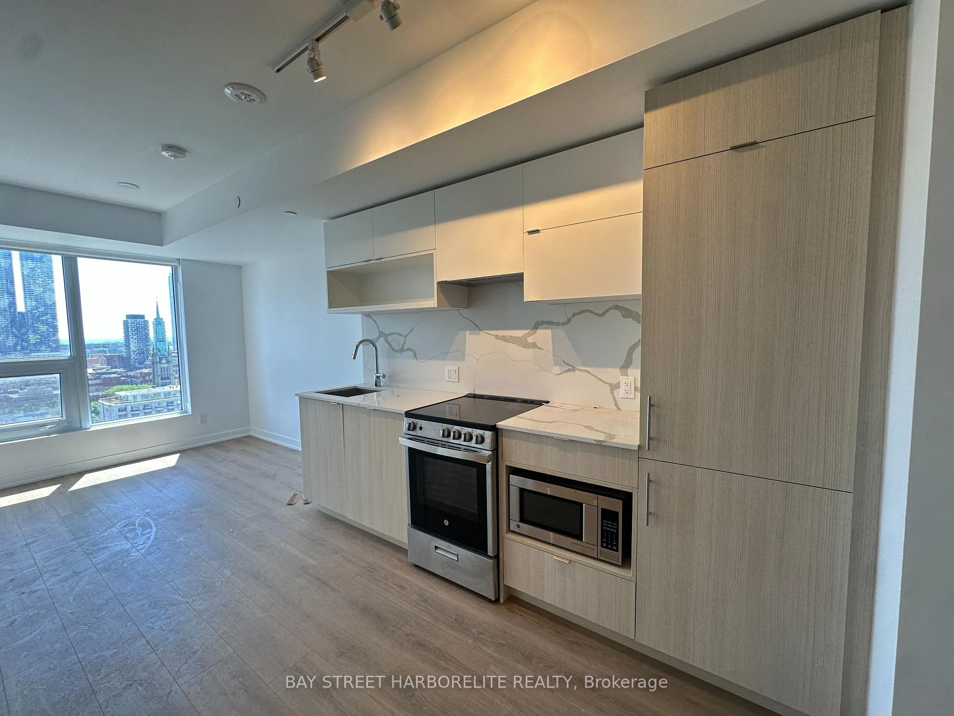 Photo 3 of Unit 2309, 100 Queen Street E, Toronto, Church-Yonge Corridor — HOMEH