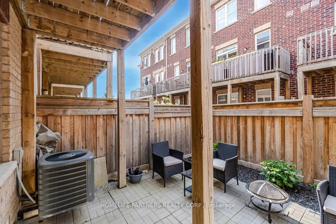 Photo 25 of Unit 17, 10 Porter Avenue, Vaughan, West Woodbridge — HOMEH