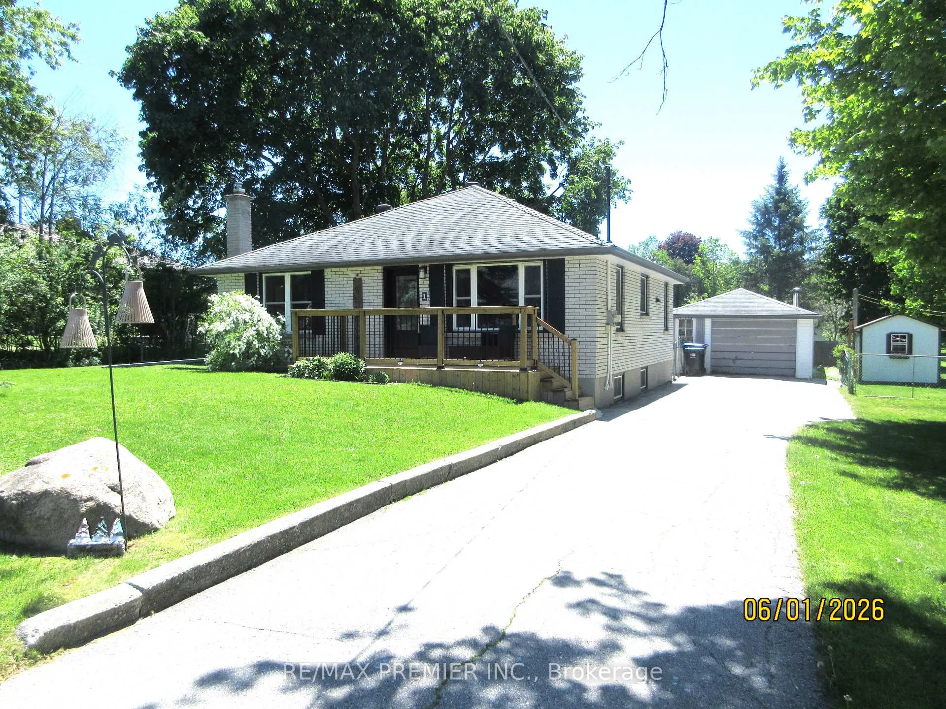 Photo 1 of 1 Victoria Street W, Innisfil, Cookstown — HOMEH