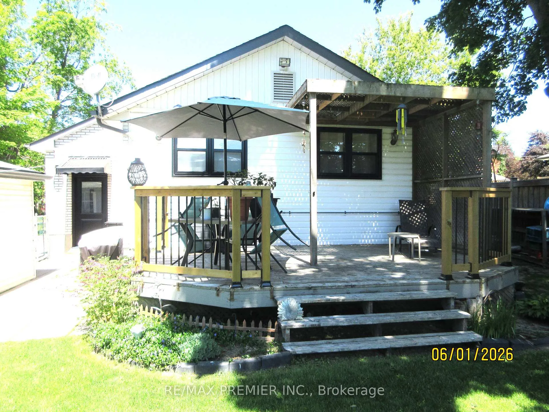 Photo 5 of 1 Victoria Street W, Innisfil, Cookstown — HOMEH