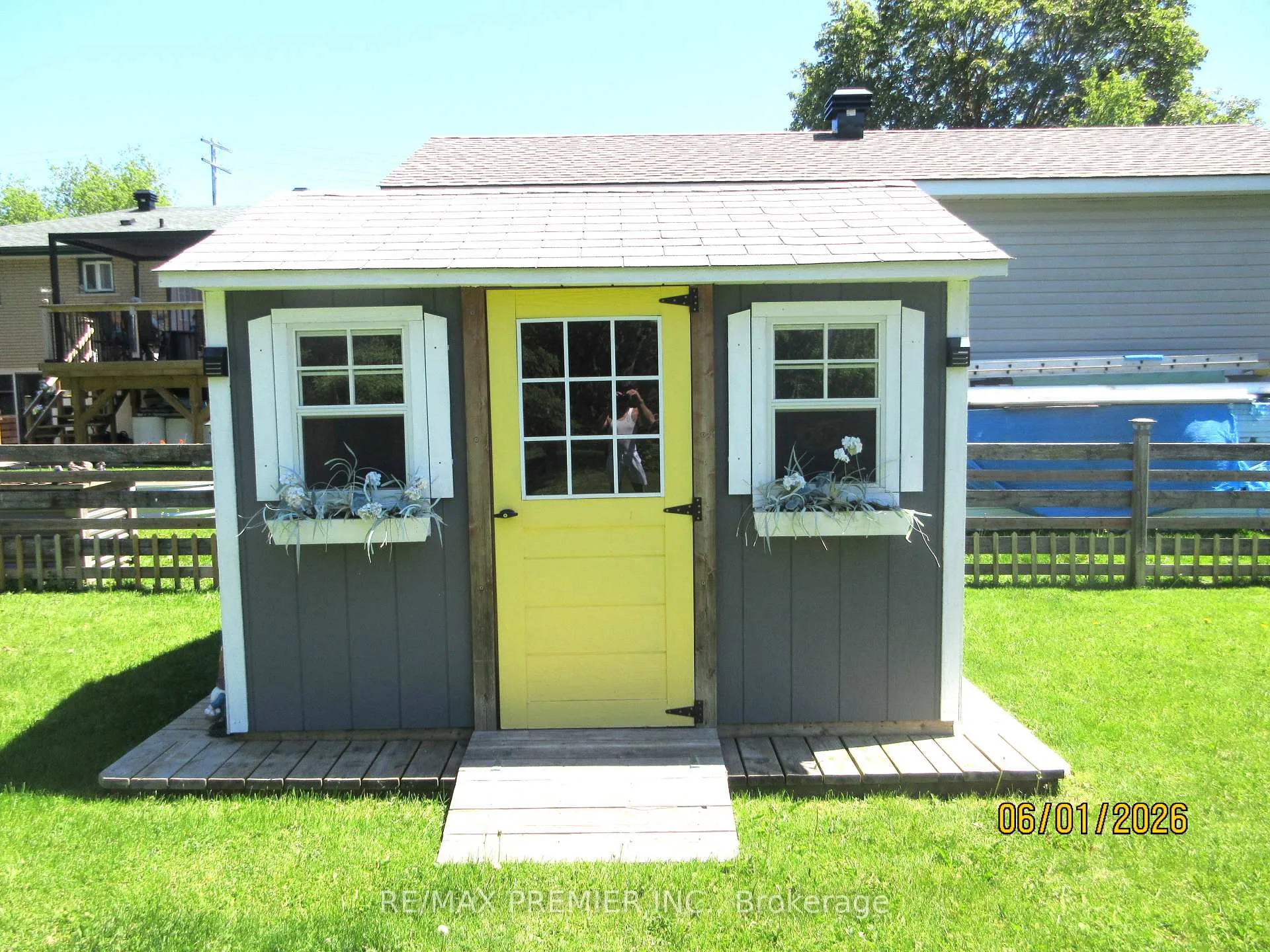 Photo 7 of 1 Victoria Street W, Innisfil, Cookstown — HOMEH