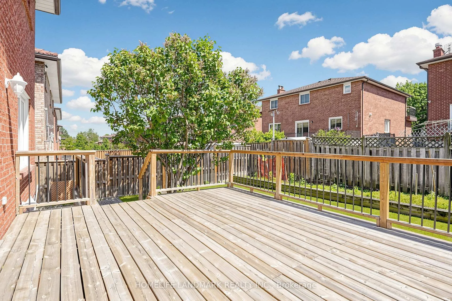 Photo 6 of 33 Dundee Crescent, Markham, Village Green-South Unionville — HOMEH