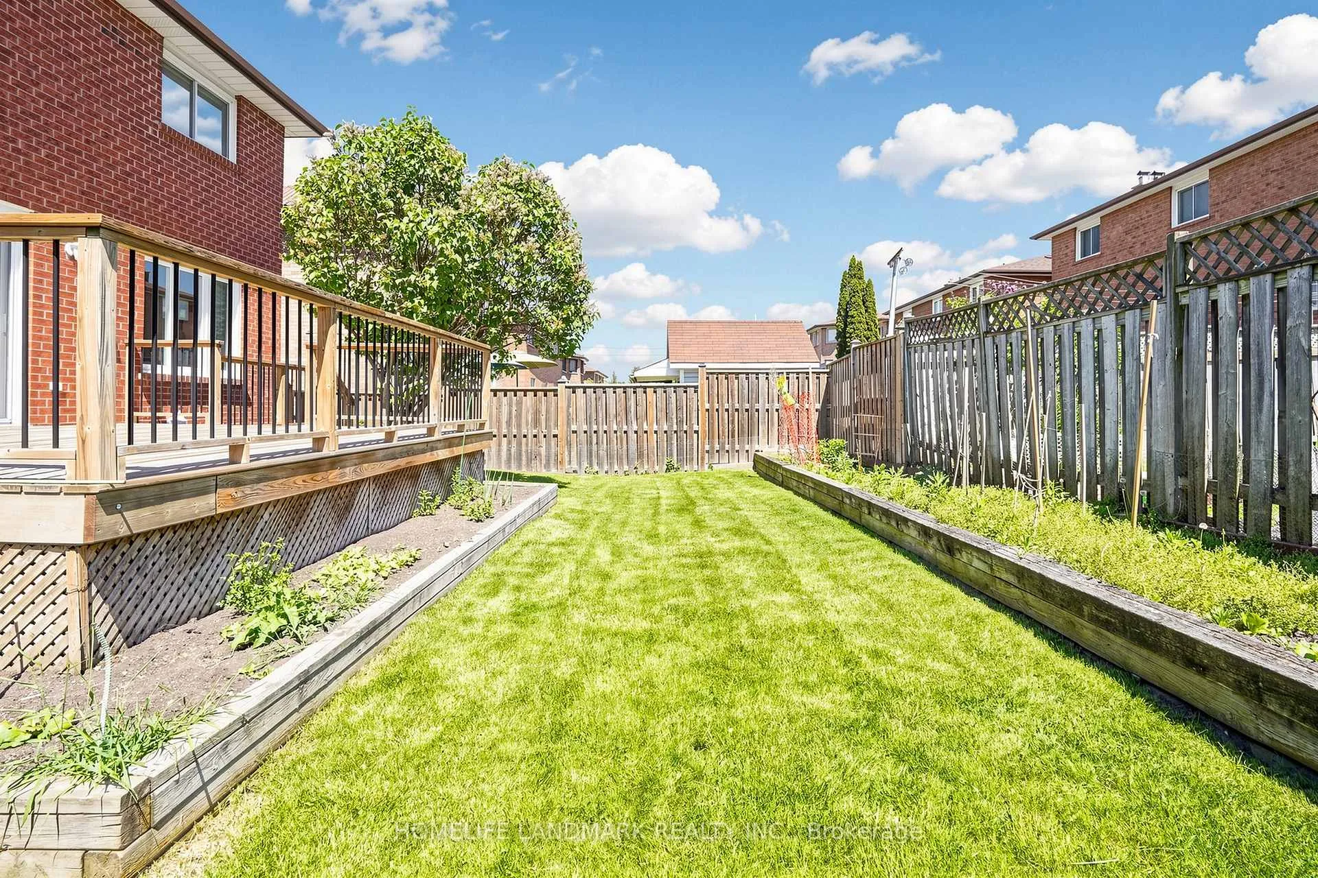 Photo 9 of 33 Dundee Crescent, Markham, Village Green-South Unionville — HOMEH