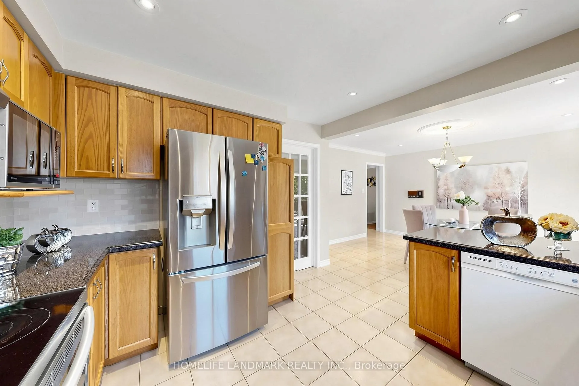 Photo 20 of 33 Dundee Crescent, Markham, Village Green-South Unionville — HOMEH