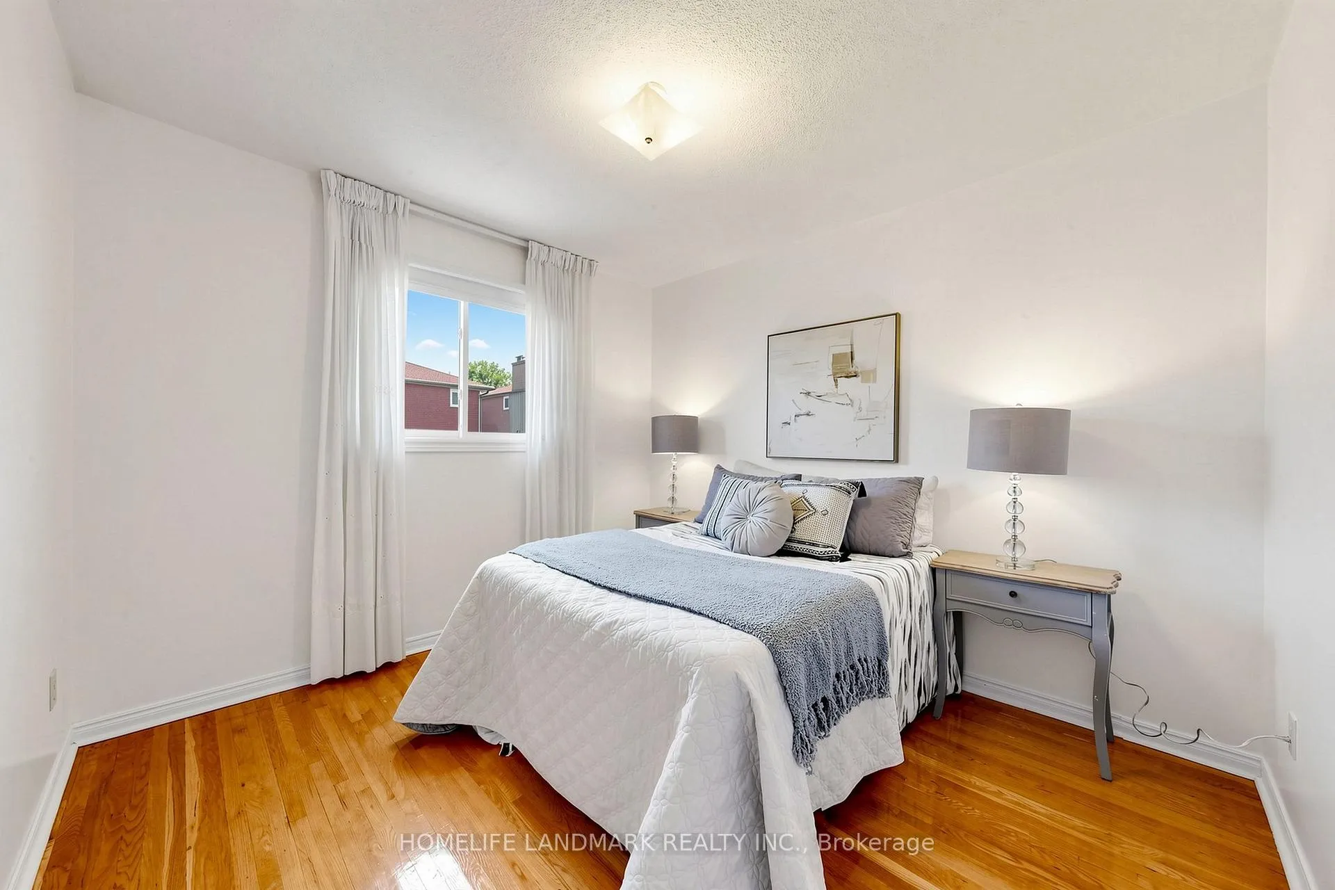 Photo 35 of 33 Dundee Crescent, Markham, Village Green-South Unionville — HOMEH