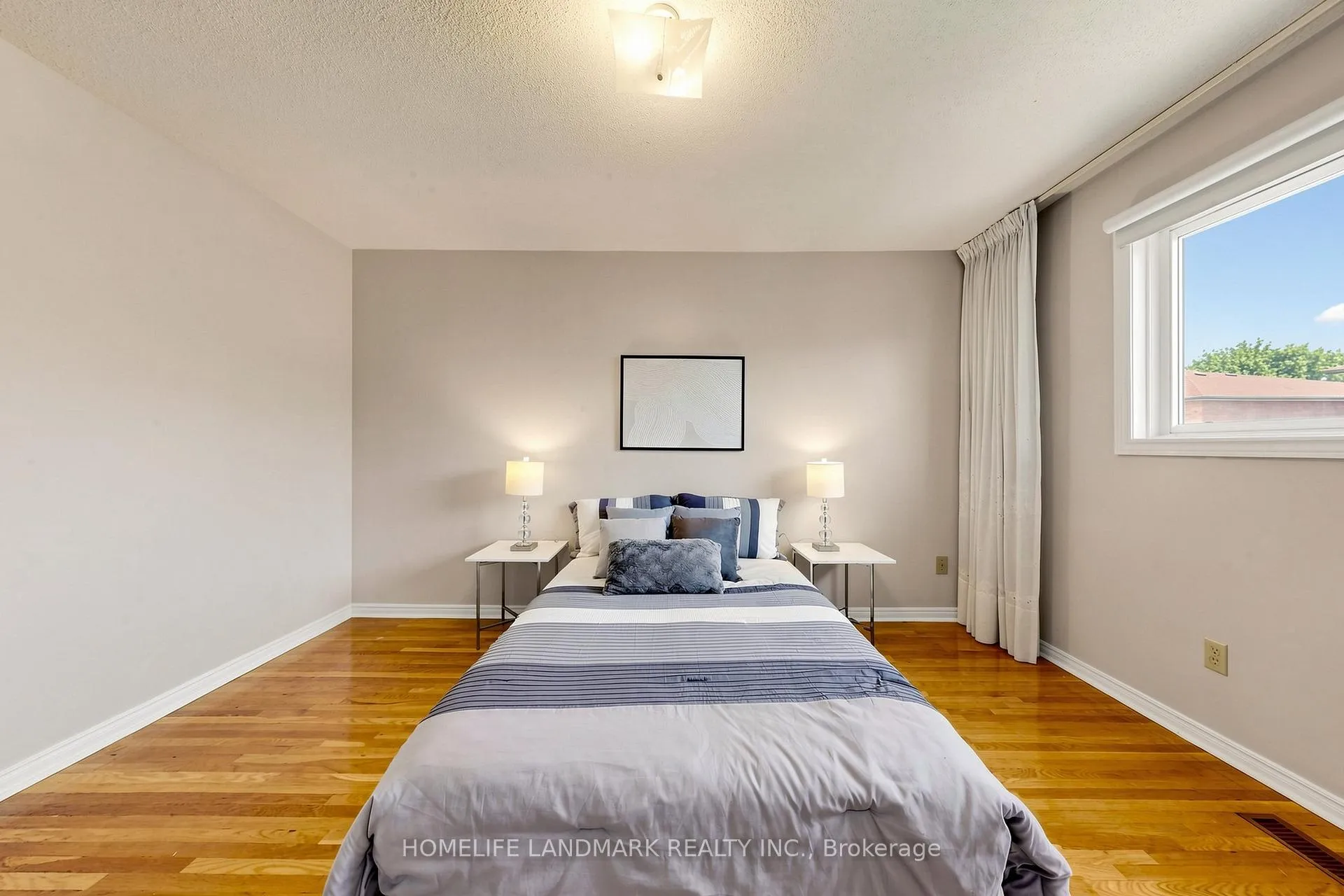 Photo 41 of 33 Dundee Crescent, Markham, Village Green-South Unionville — HOMEH