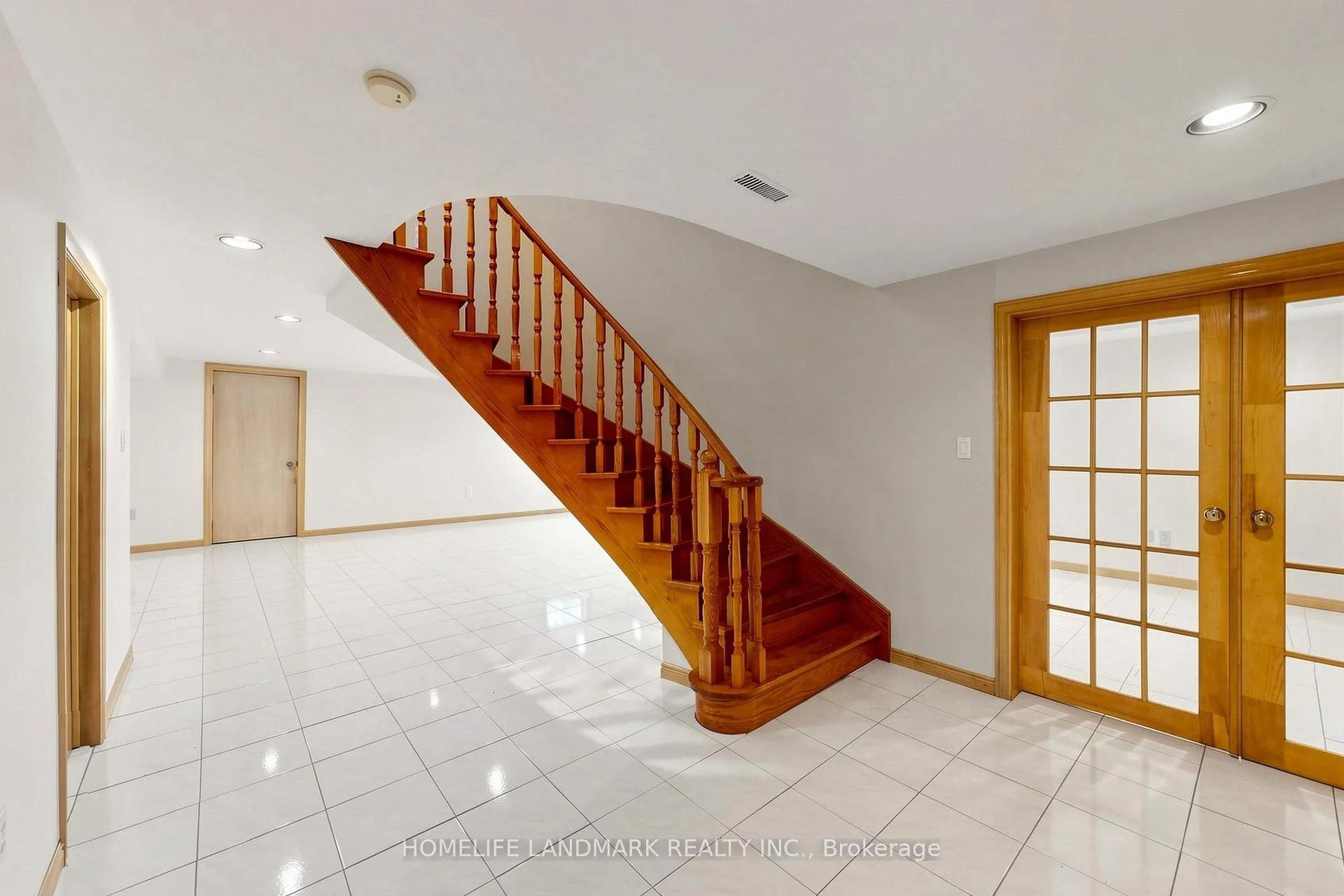 Photo 43 of 33 Dundee Crescent, Markham, Village Green-South Unionville — HOMEH