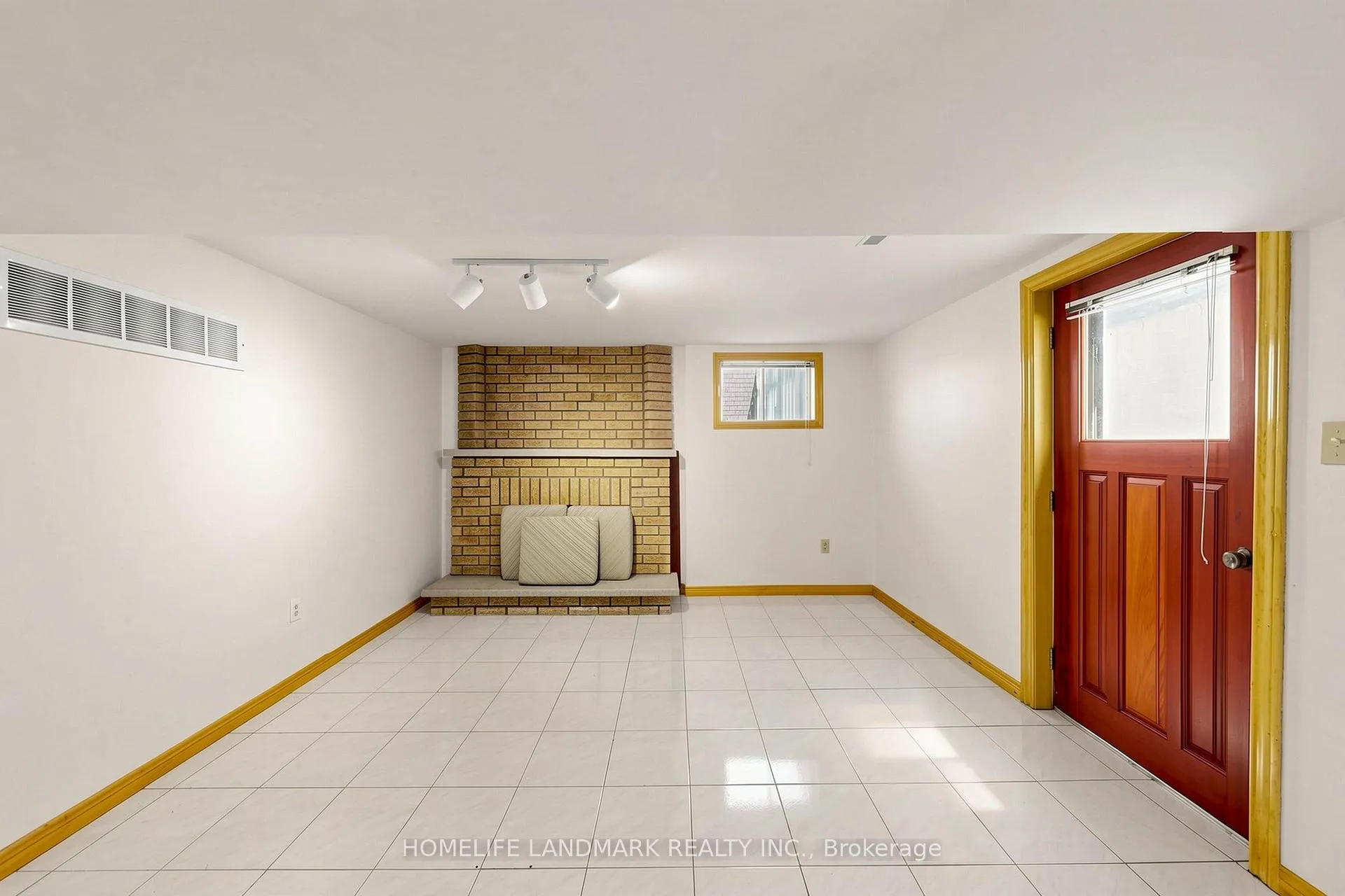 Photo 47 of 33 Dundee Crescent, Markham, Village Green-South Unionville — HOMEH